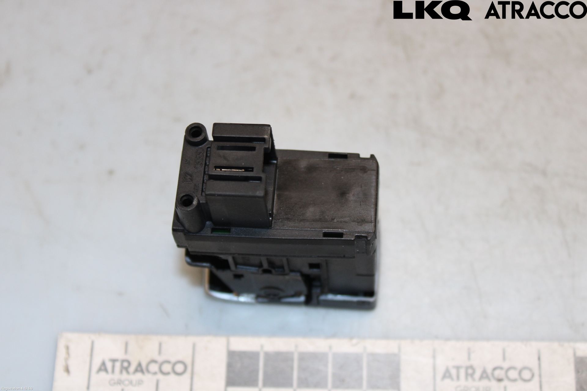 Audi A5 07-16 Strömställare Parkeringsbroms