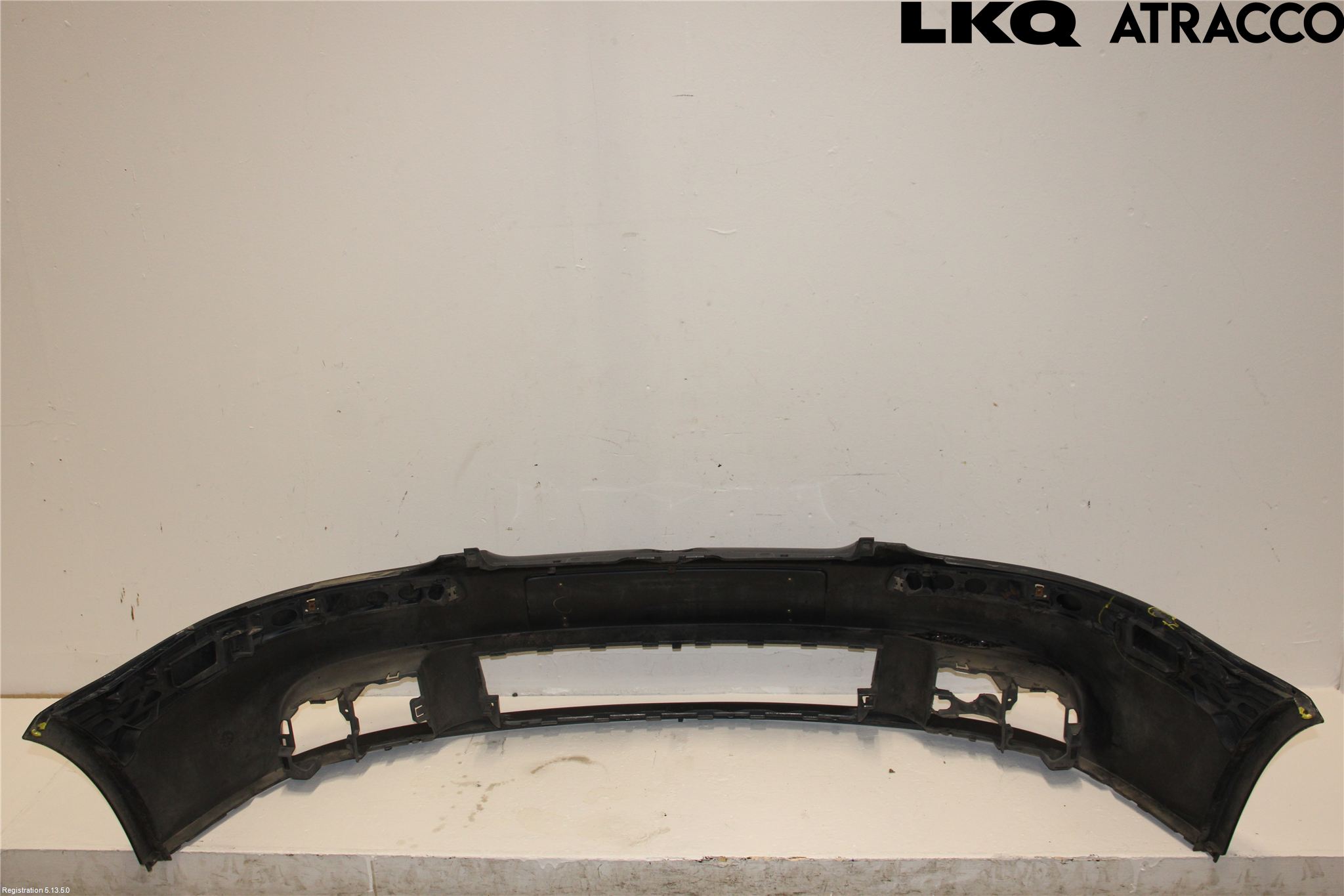 Volkswagen VW GOLF V 04-09 Stötfångarbeklädnad Fram