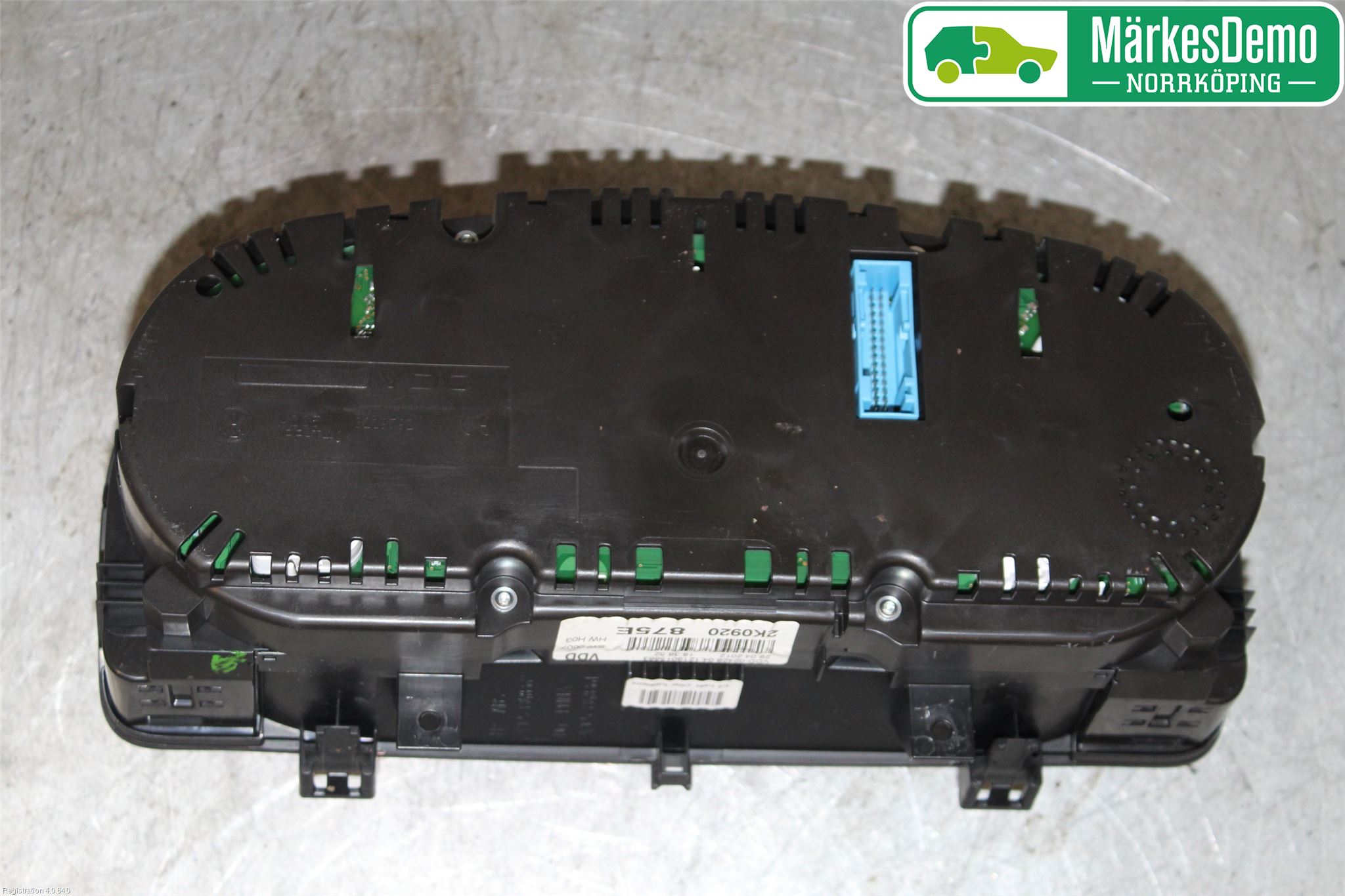 Volkswagen VW CADDY 11-15 Instrument Komb