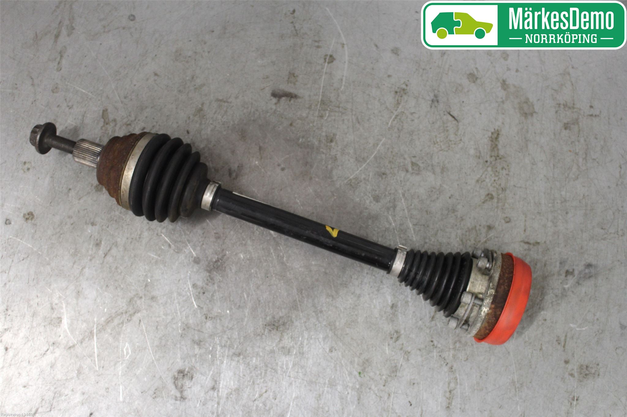 Seat LEON 13-20 Drivaxel Fram Vänster