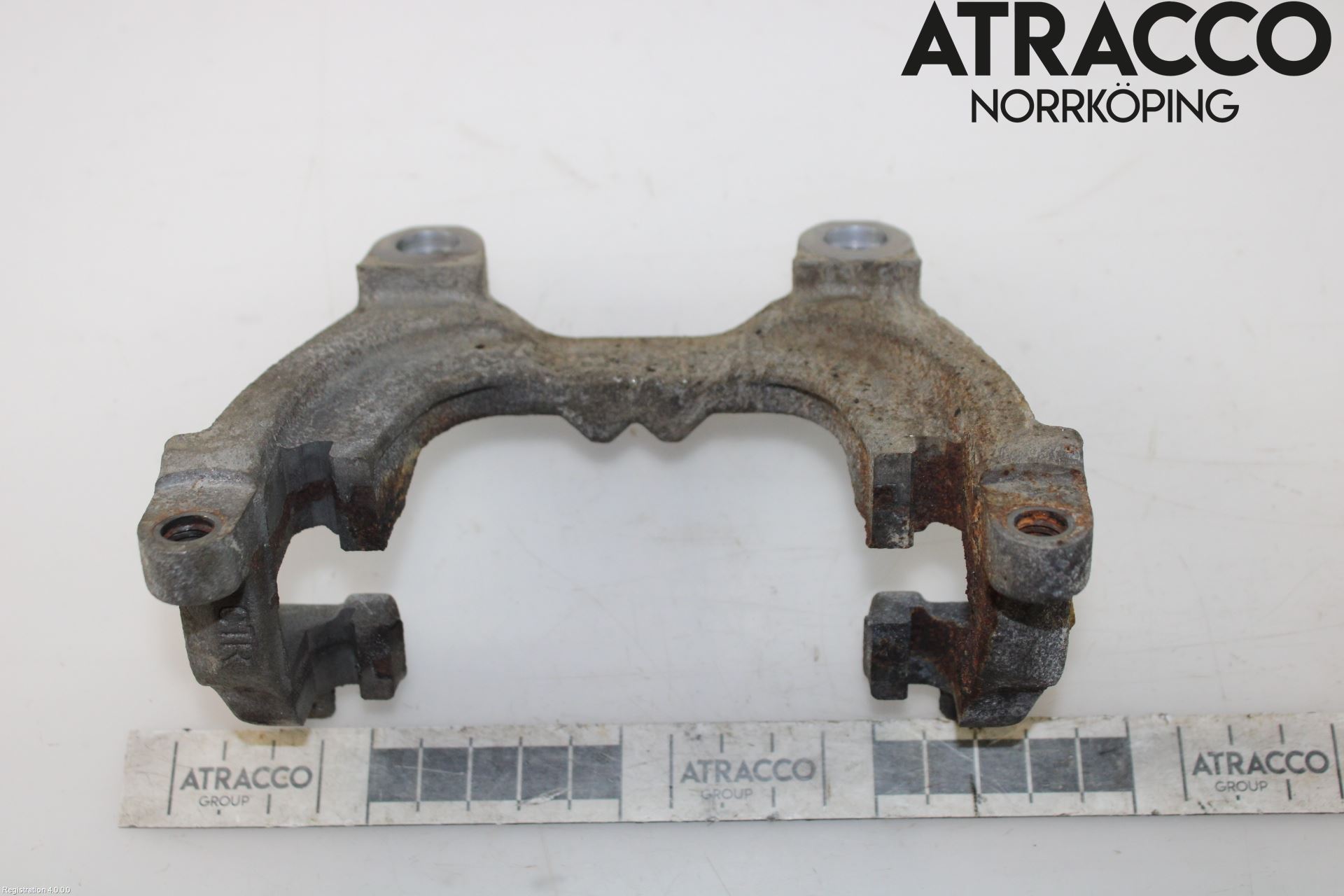 Audi Q3 F3 19- Bromsokshållare