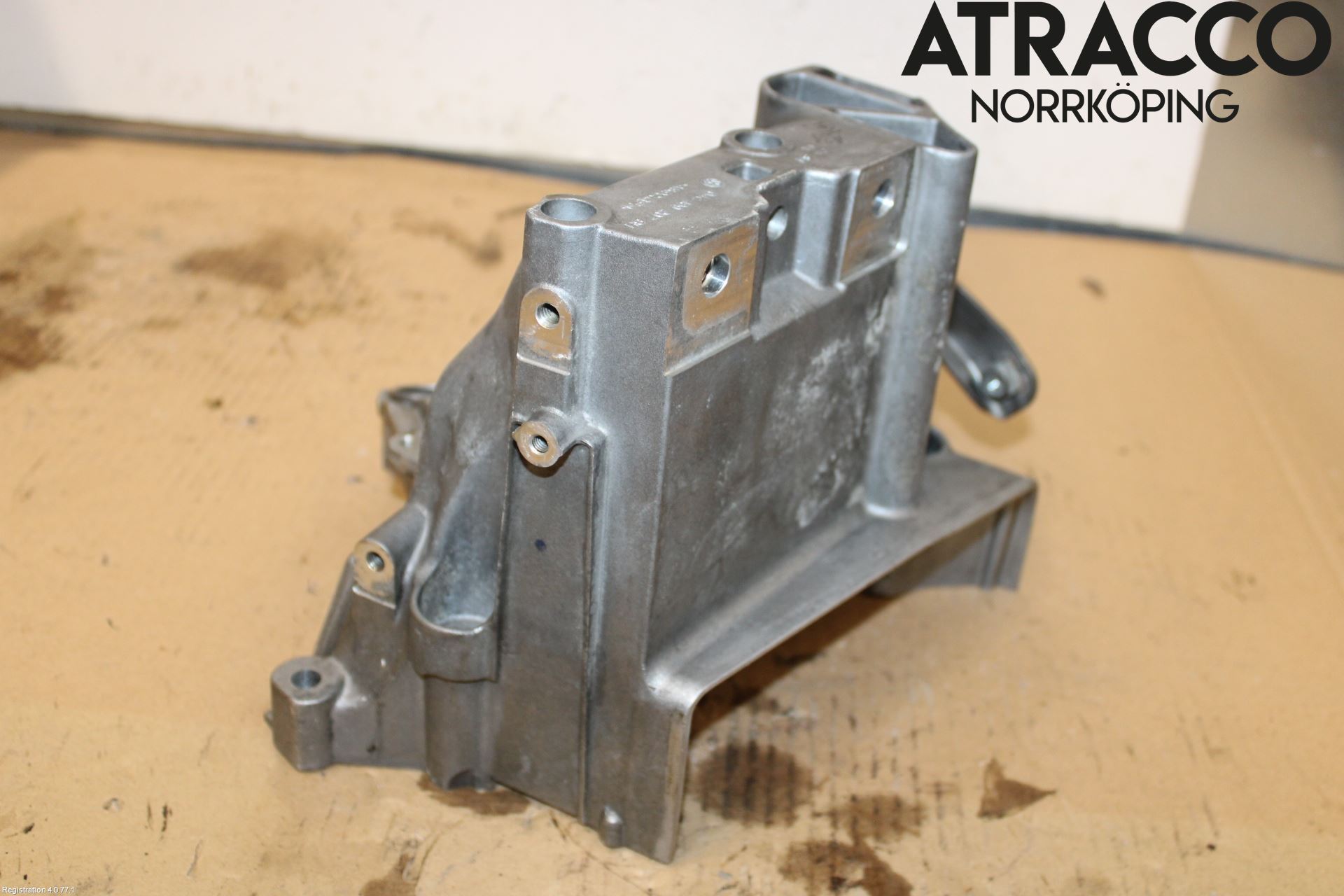 Seat IBIZA V 17-20 Motorfäste