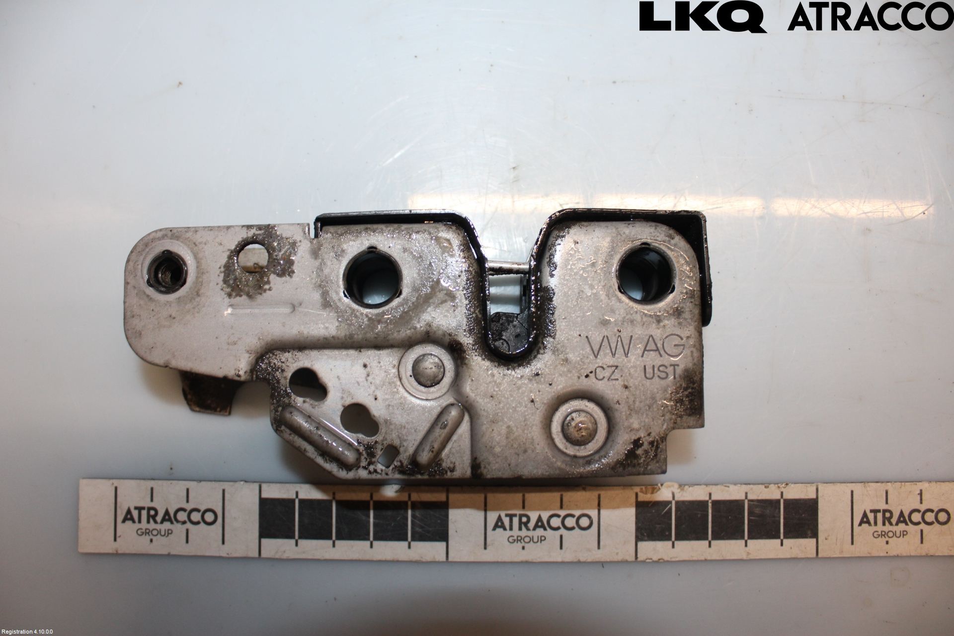 Skoda SUPERB 09-15 Huvlås