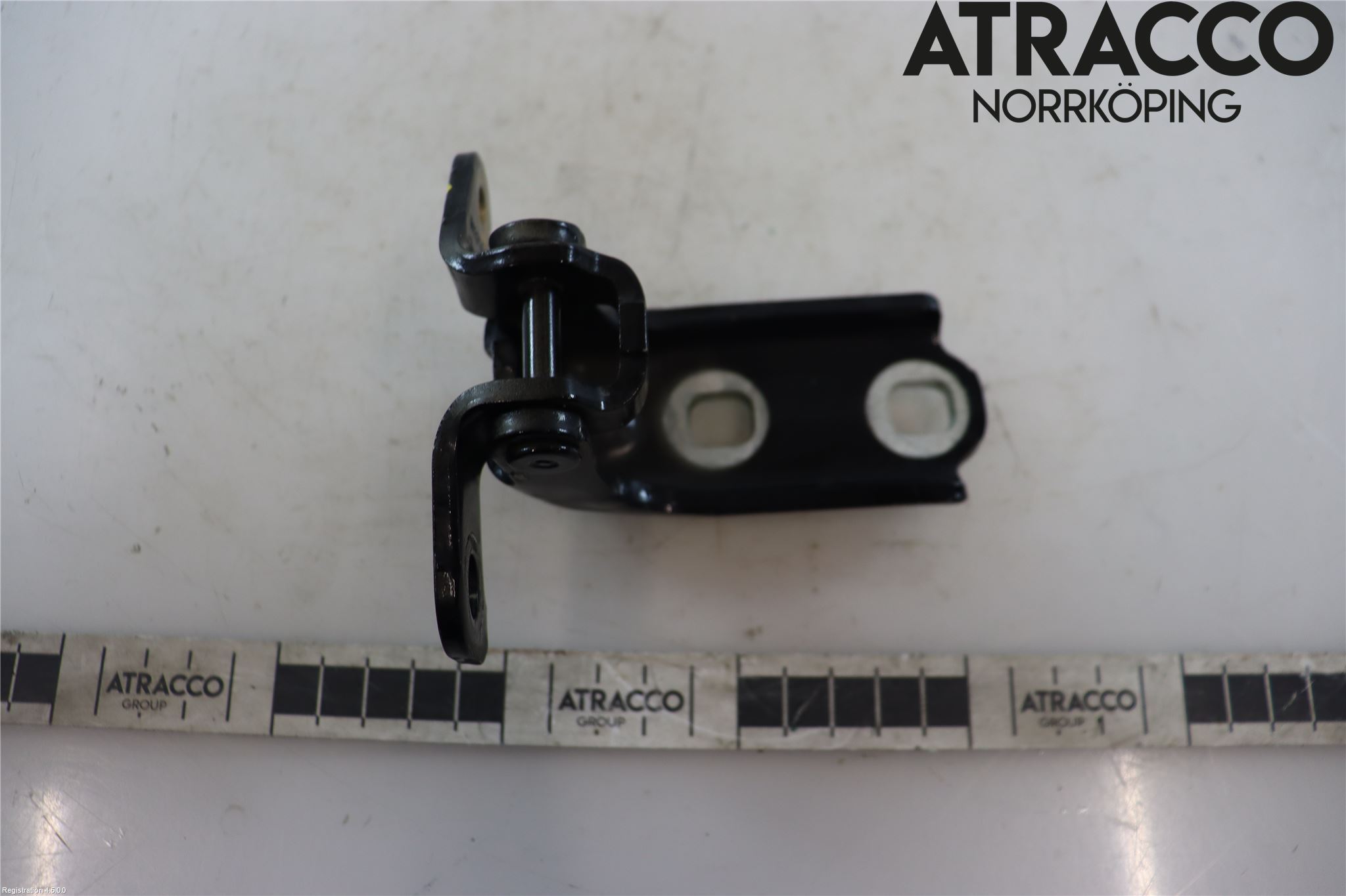 Chevrolet SUBURBAN Dörrgångjärn