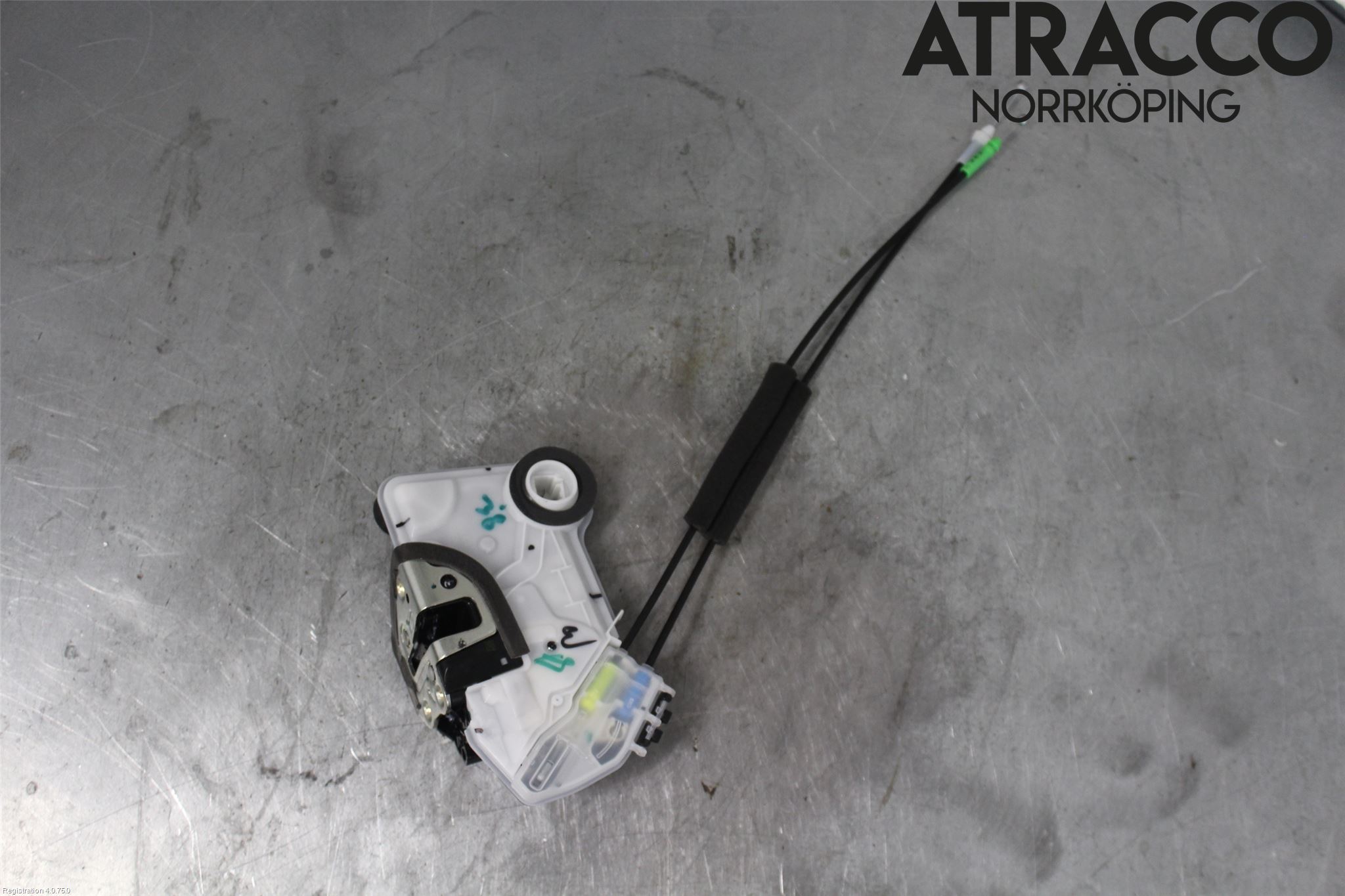 Toyota COROLLA 19- Låskista-Dörrlås