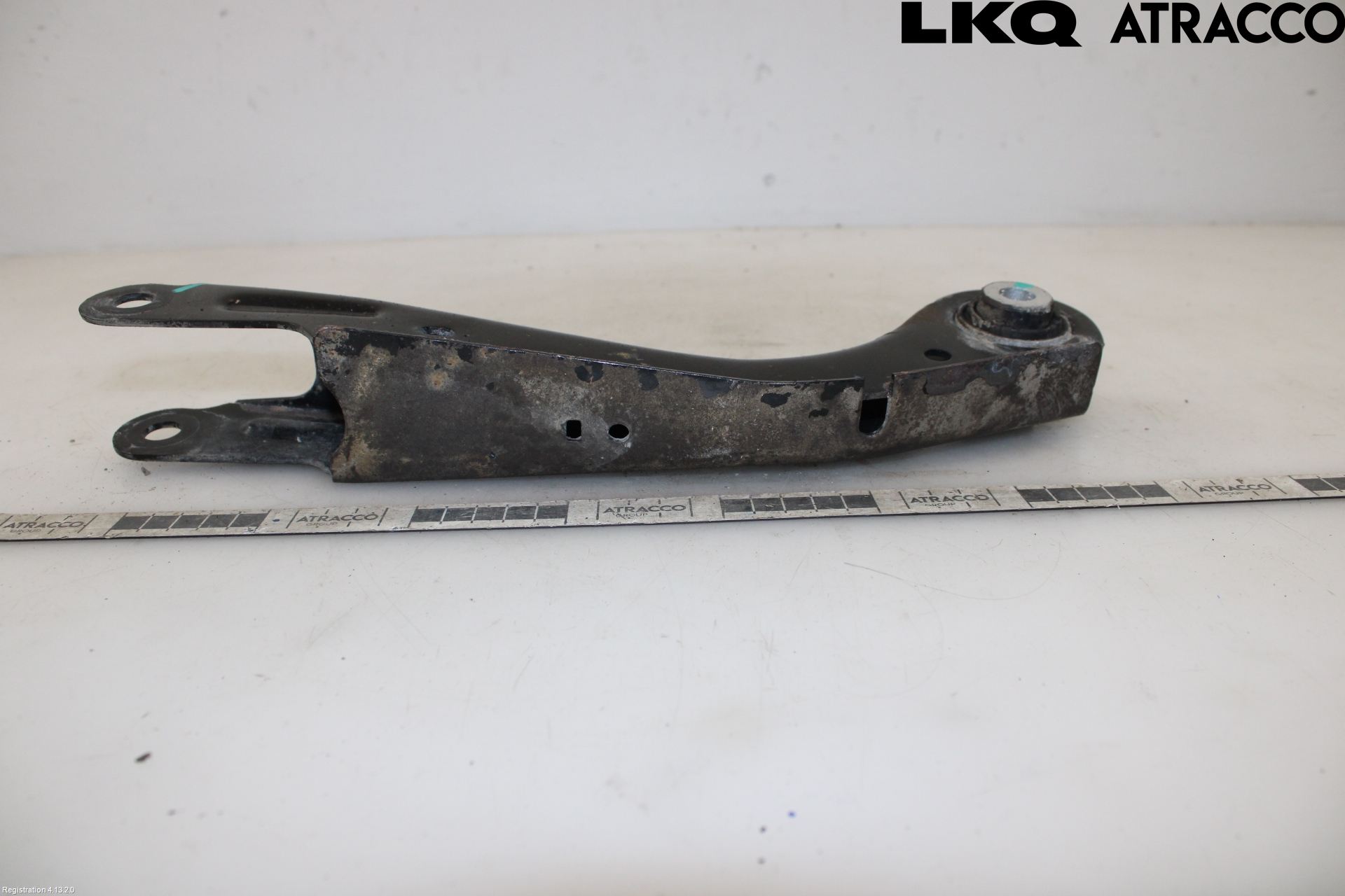 MG 4 23- Bärarm Bak Övre Vänster