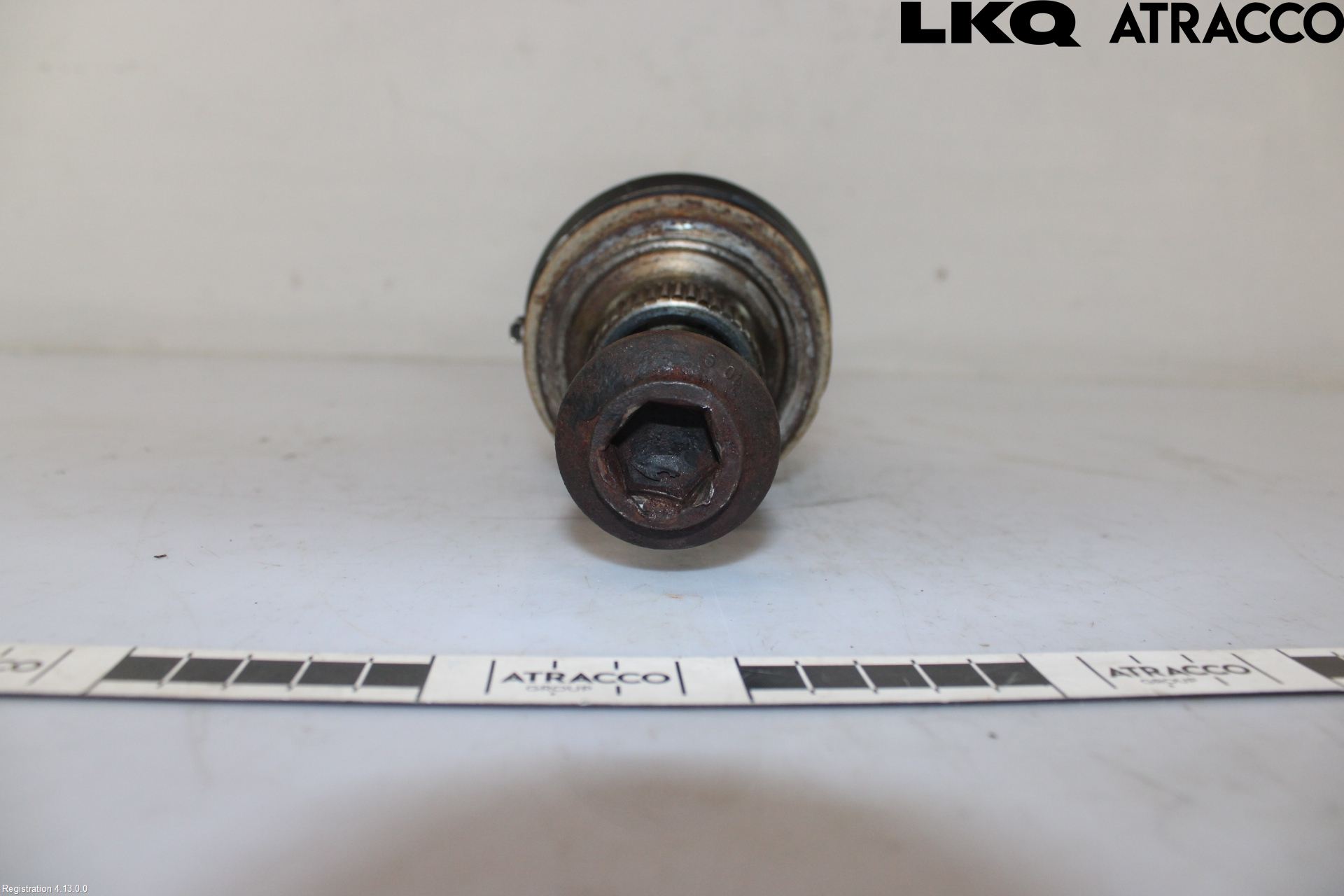 Audi A4 12-15 Drivaxel Fram Höger