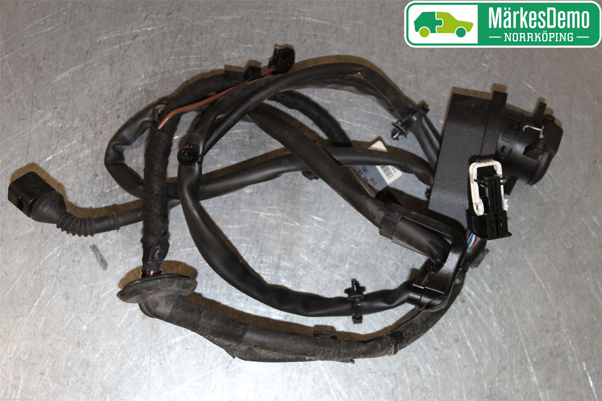 Audi A4/S4 B9 16-19 Dragkrok Elsats