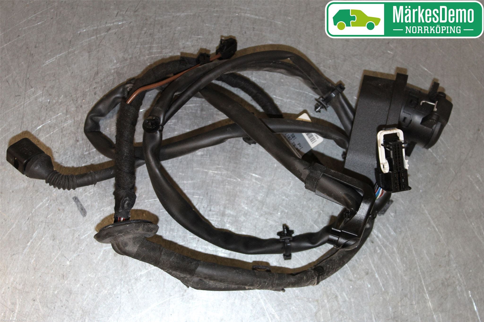 Audi A4/S4 B9 16-19 Dragkrok Elsats