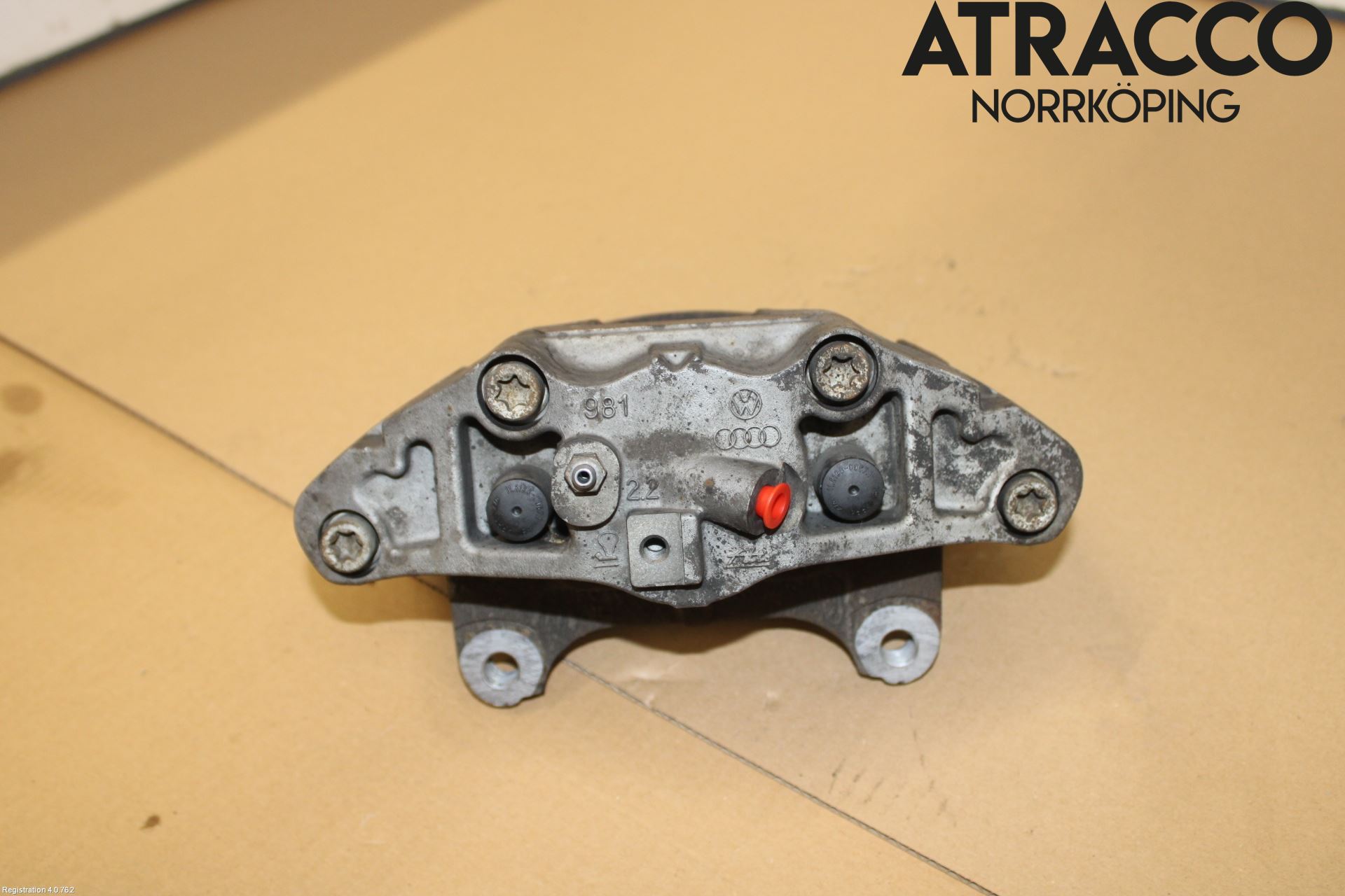 Audi A6/S6     05-11 Bromsok Fram Höger