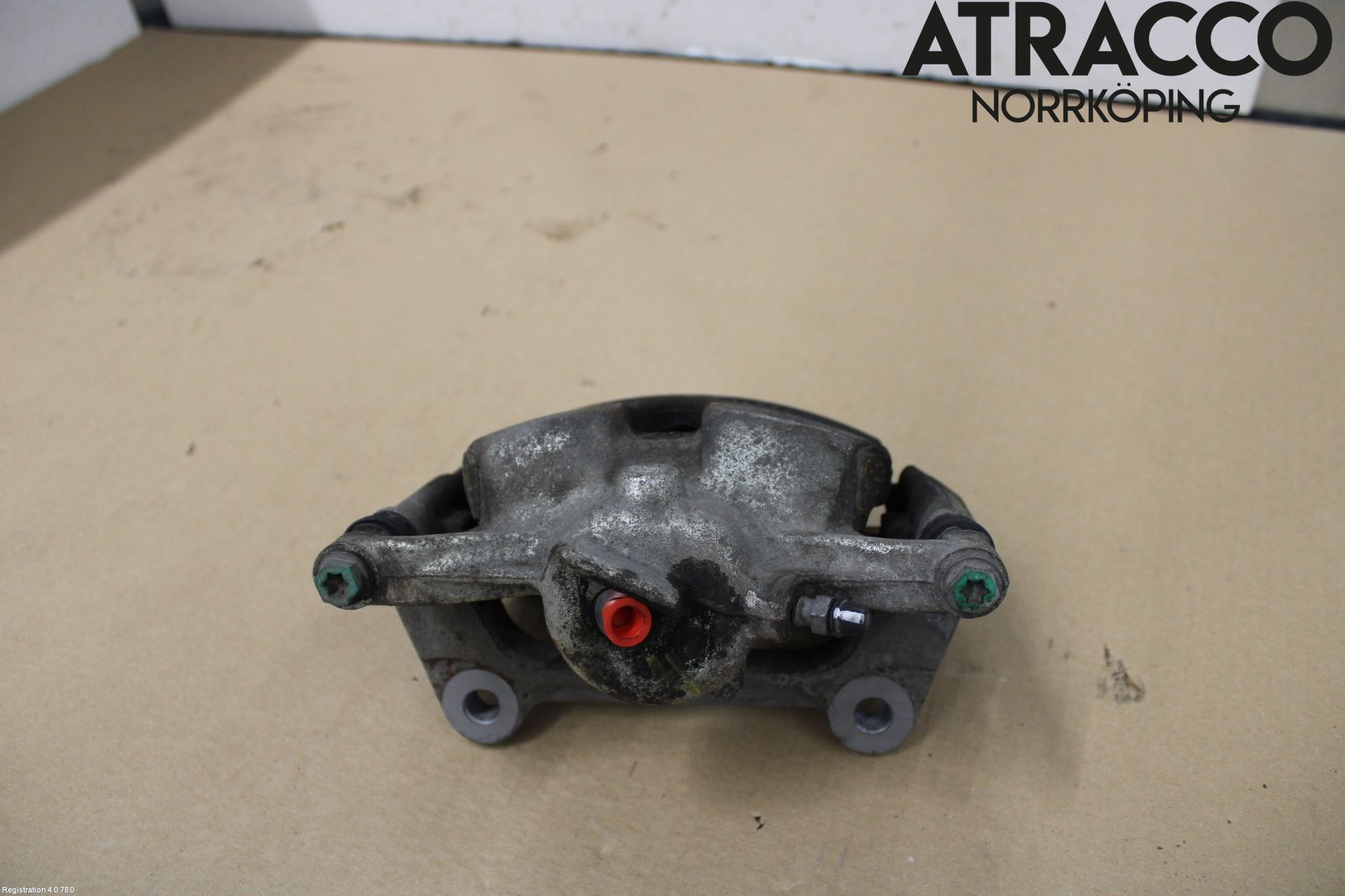 Volkswagen VW PASSAT 15-19 Bromsok Fram Höger