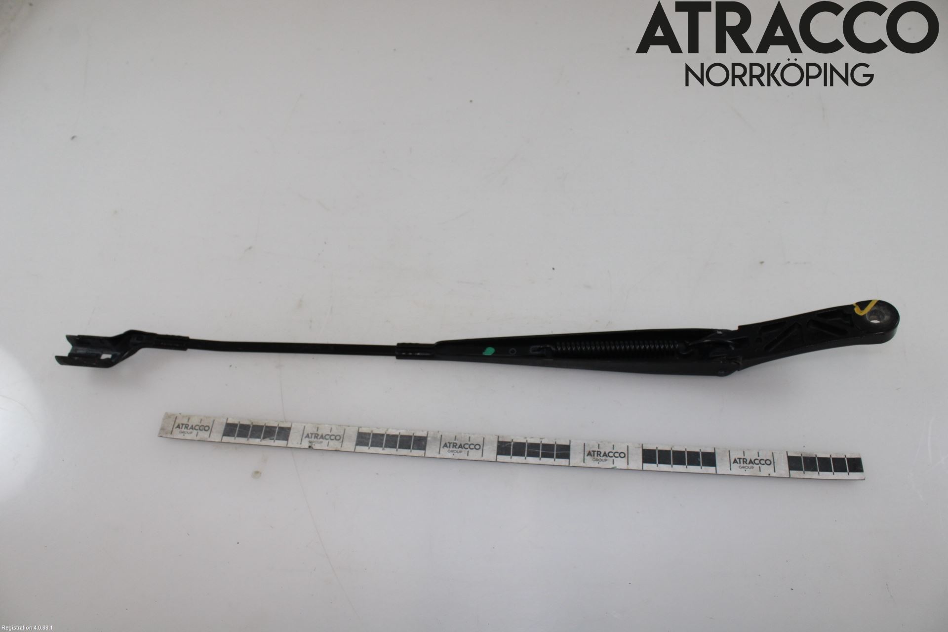 Volkswagen VW TOURAN 03-10 Torkararm Armar Vindruta