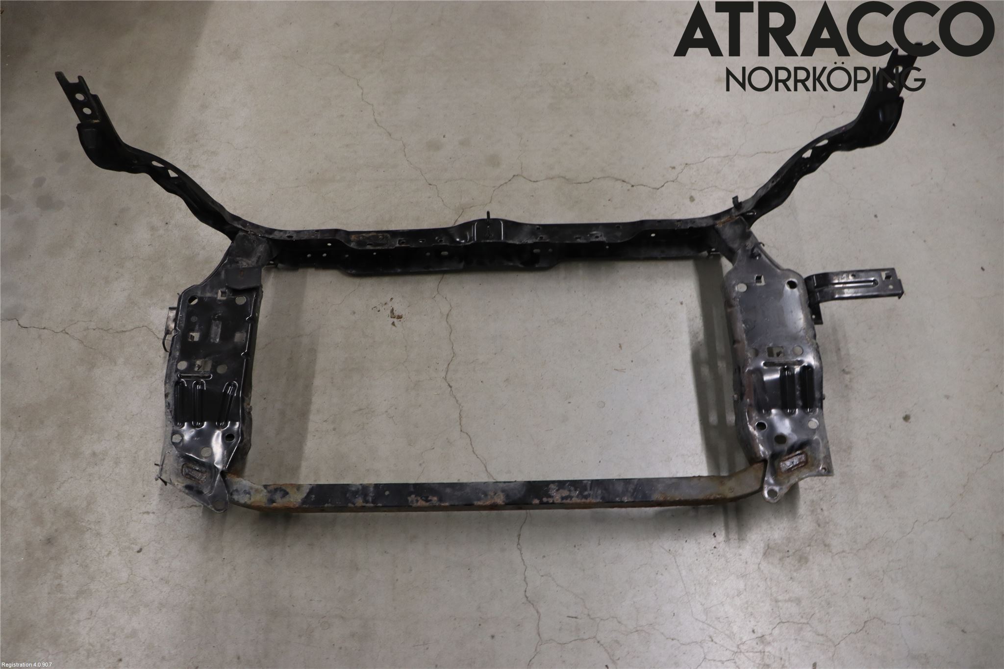 Nissan QASHQAI   07-10 Frontplåt