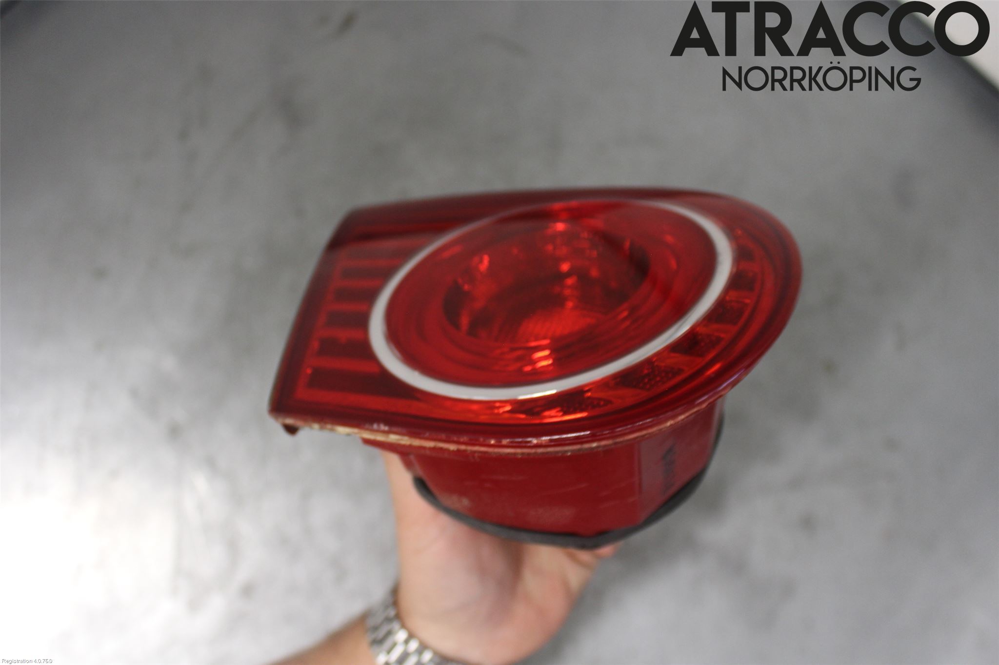 Kia OPIRUS Bakljus Lucka Vä