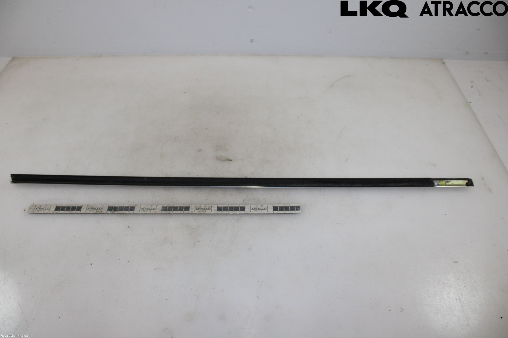 Volvo XC70 08-13 Dörr Dekorlist Fram Vä