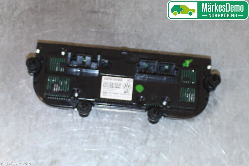 Volkswagen VW PASSAT 15-19 Värmereglage
