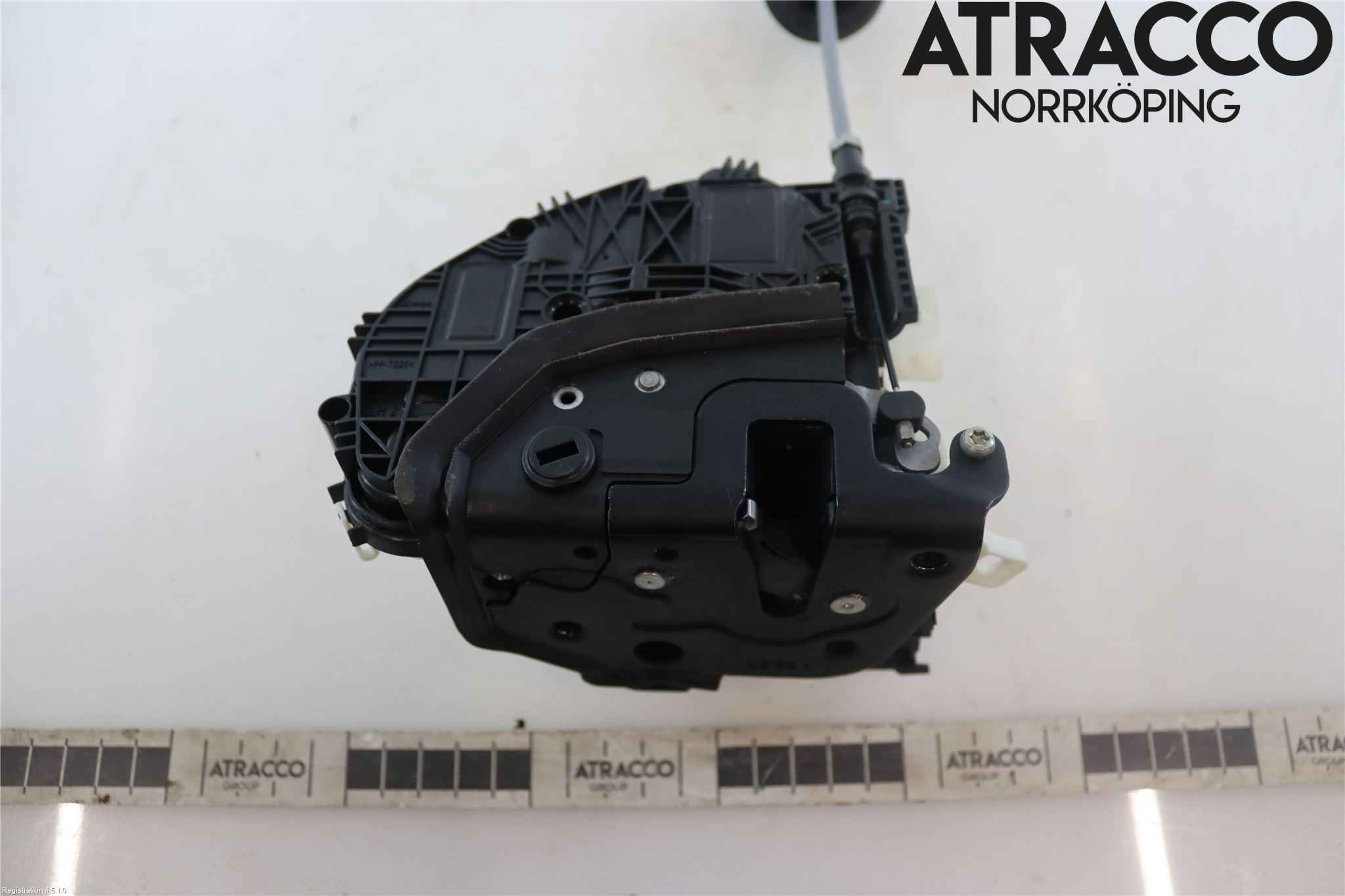 Audi Q5/SQ5 17- Låskista-Dörrlås