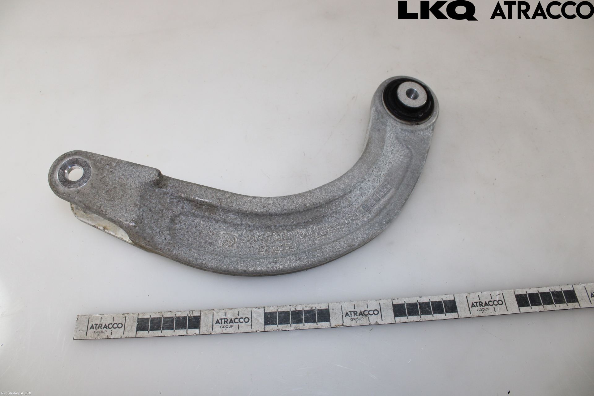 Volkswagen VW ID.4 21- Bärarm Bak Övre Höger