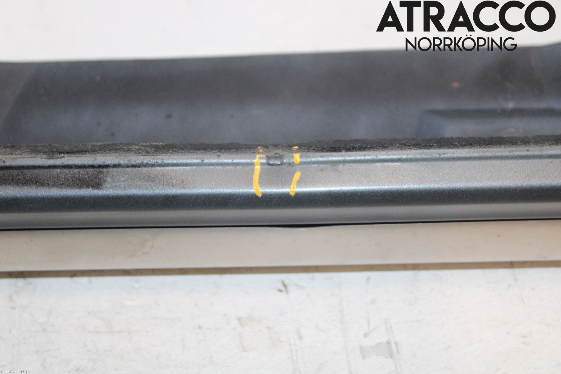 Audi A6 ALLROAD 12-18 Sidokjol Vä