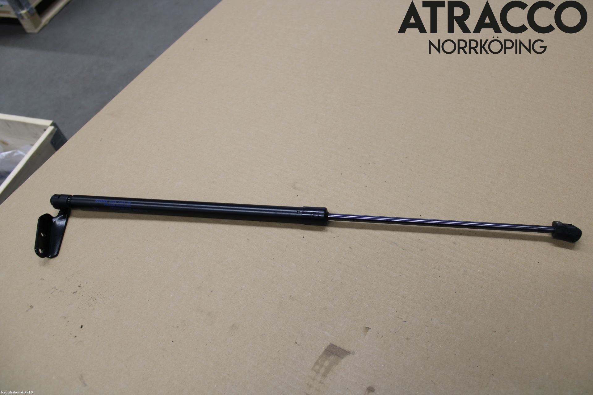 Nissan NOTE E12 14-20 Gasfjäder Baklucka