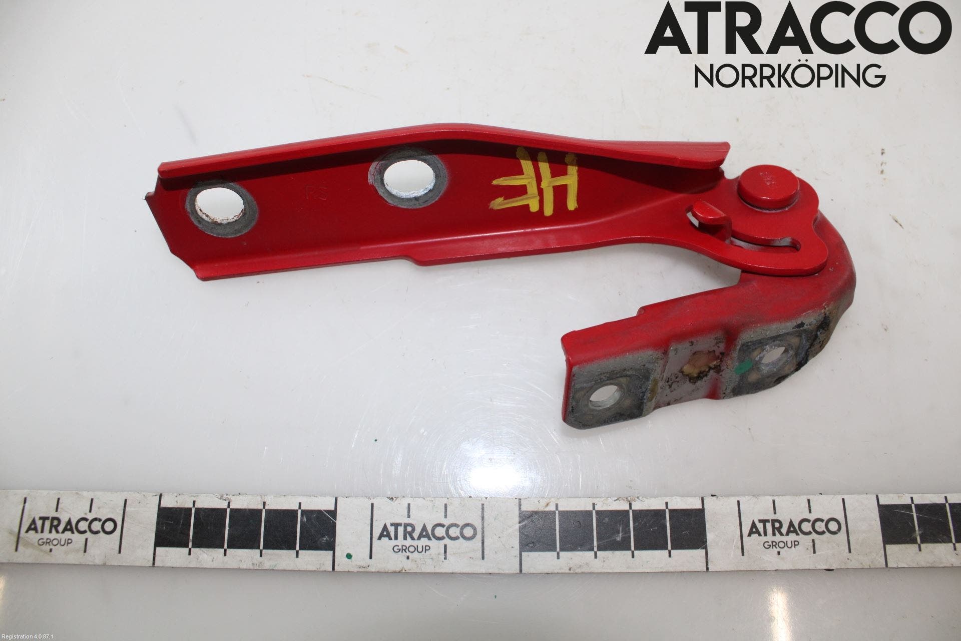 Audi A3/S3 05-13 Huvgångjärn