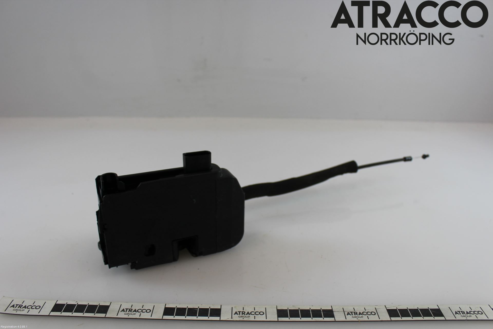 Iveco DAILY 14->> Låskista-Dörrlås