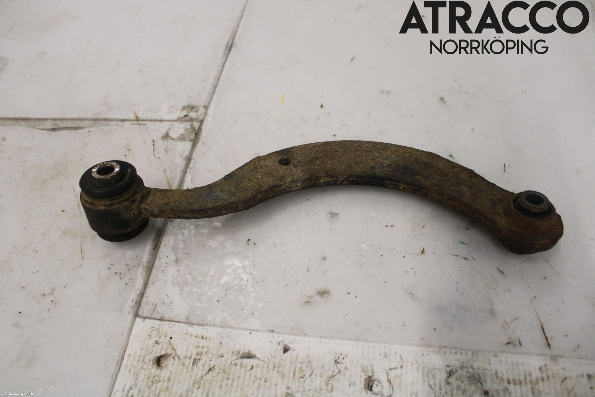 Toyota AVENSIS 09-15 Bärarm Bak Övre Vänster