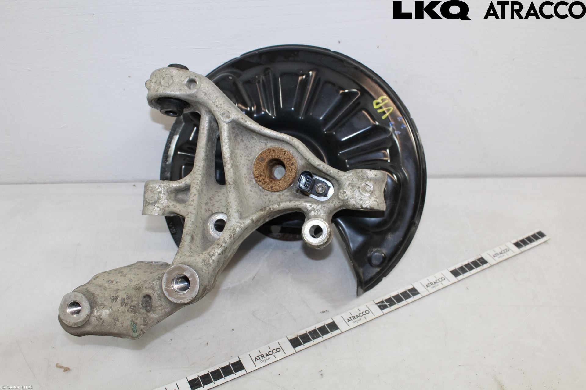 Volkswagen VW TOURAN 16- Hjullagerhus-Spindel Vä B