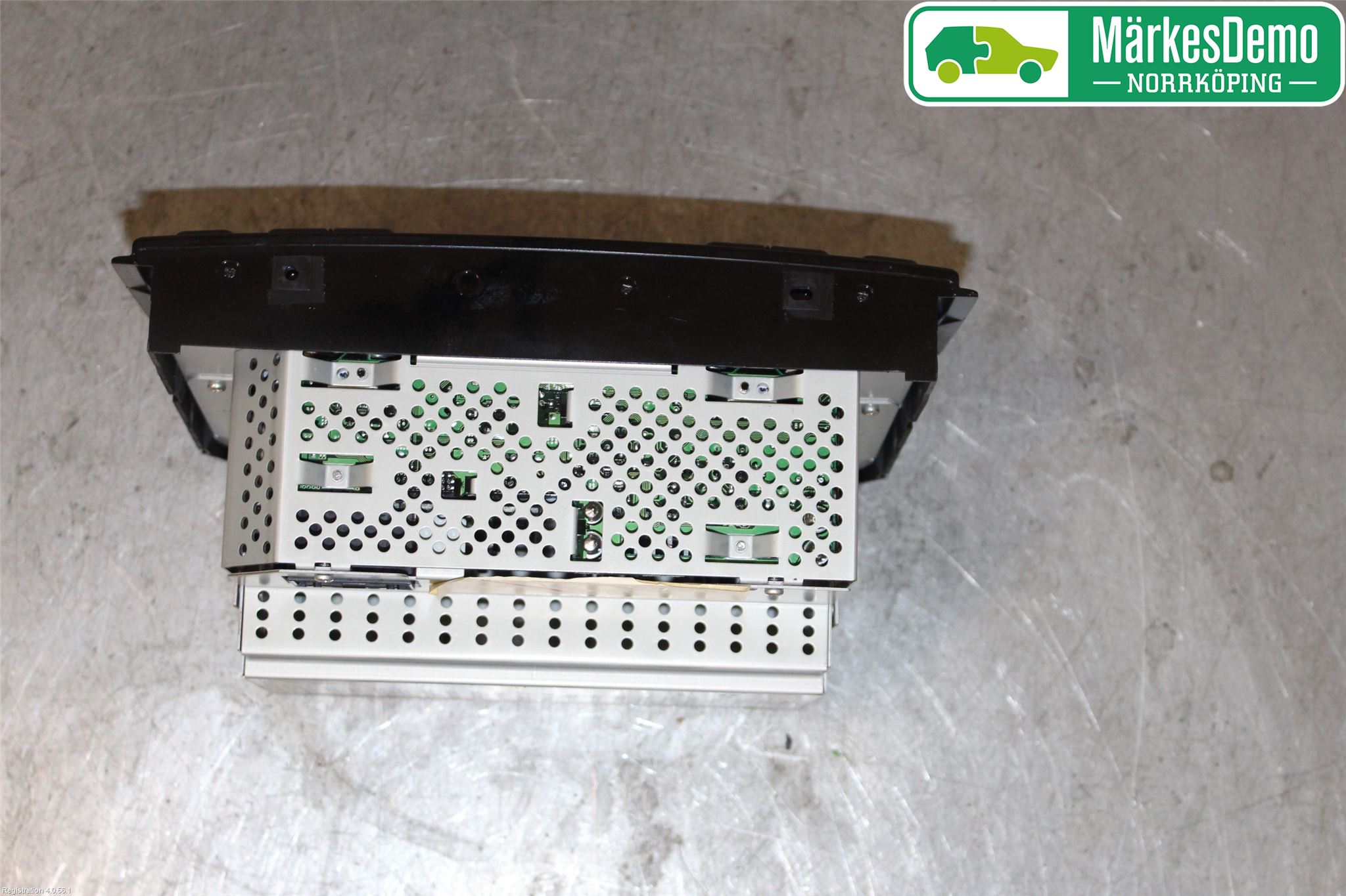 Jaguar XJ X350        03-09 Cd Radio - Multimediapanel