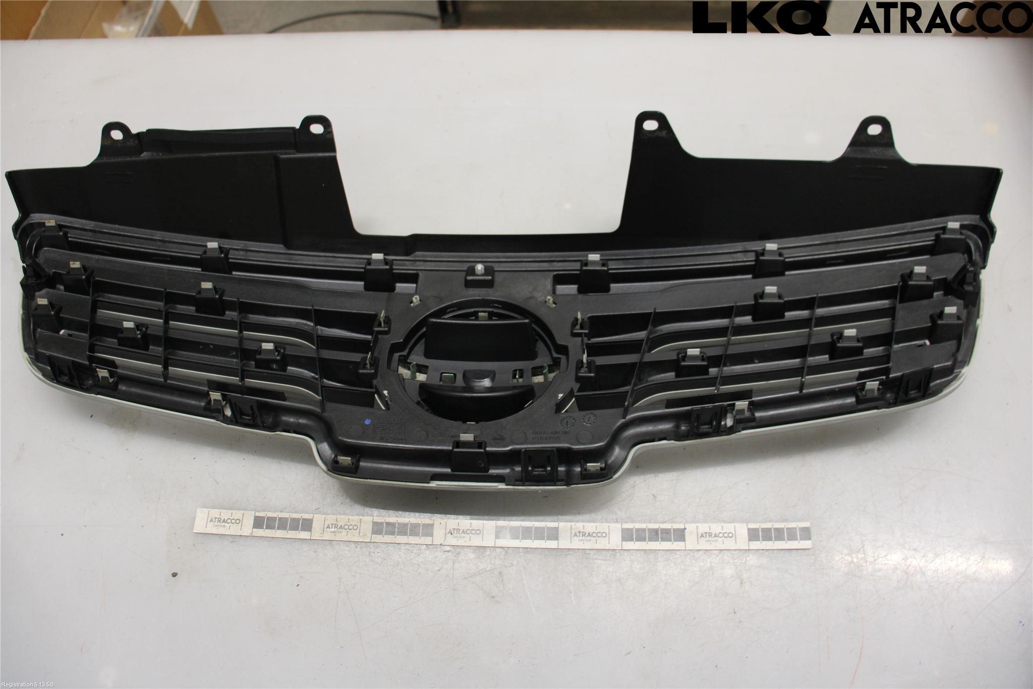 Nissan QASHQAI+2  08-10 Grill Komp