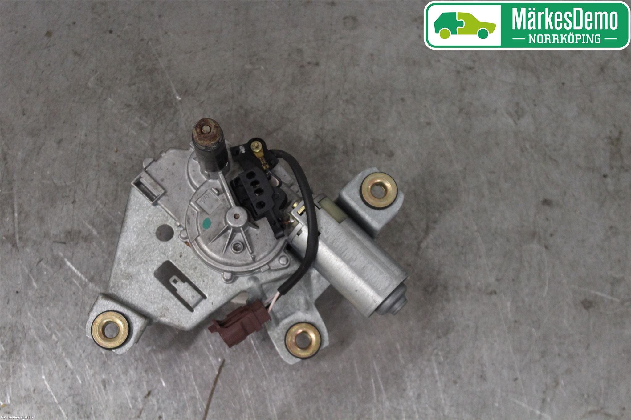 Peugeot 406     99-04 Torkarmotor Baklucka