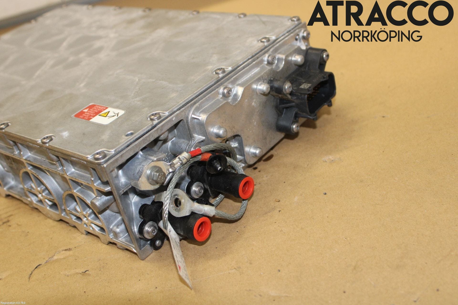 Jaguar I-PACE 18- Inverter Hybrid