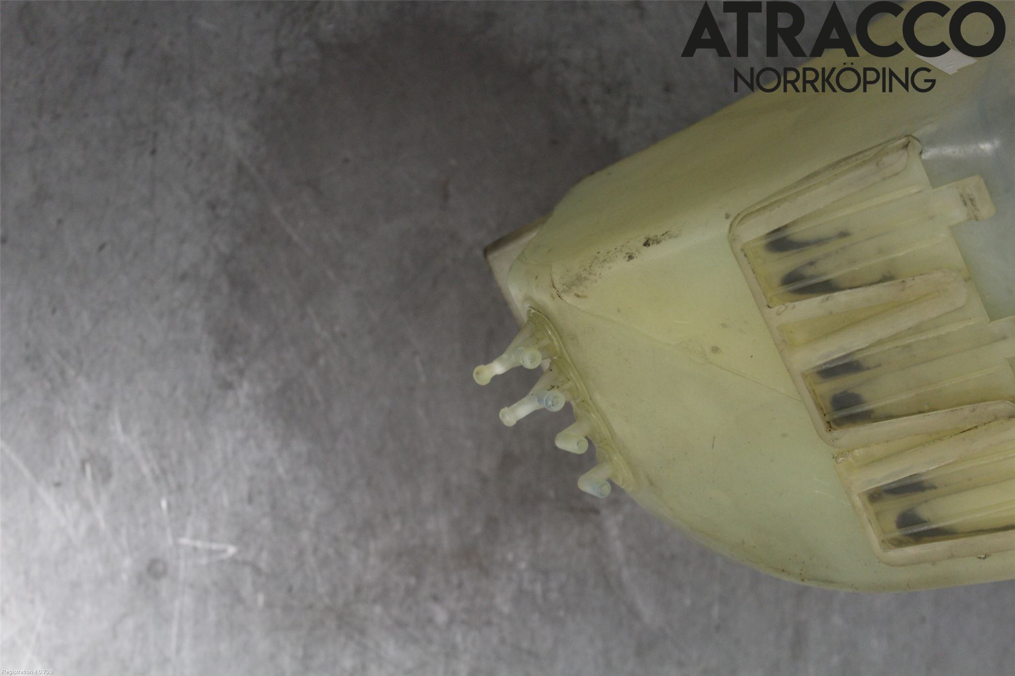 BMW 7 E23      77-86 Spolartank Vindruta