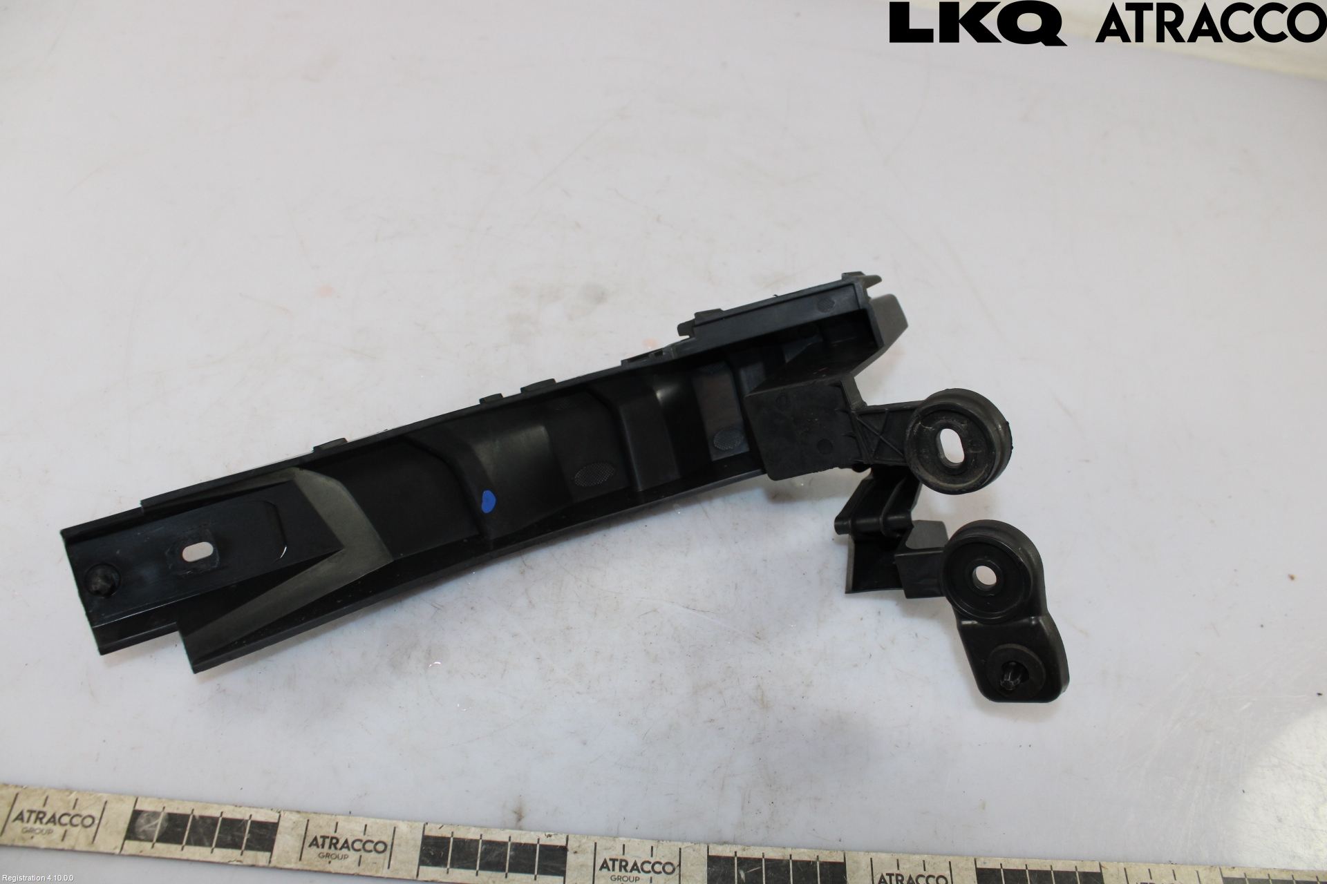 Jaguar F-PACE Stötfångarfäste Bak Hö