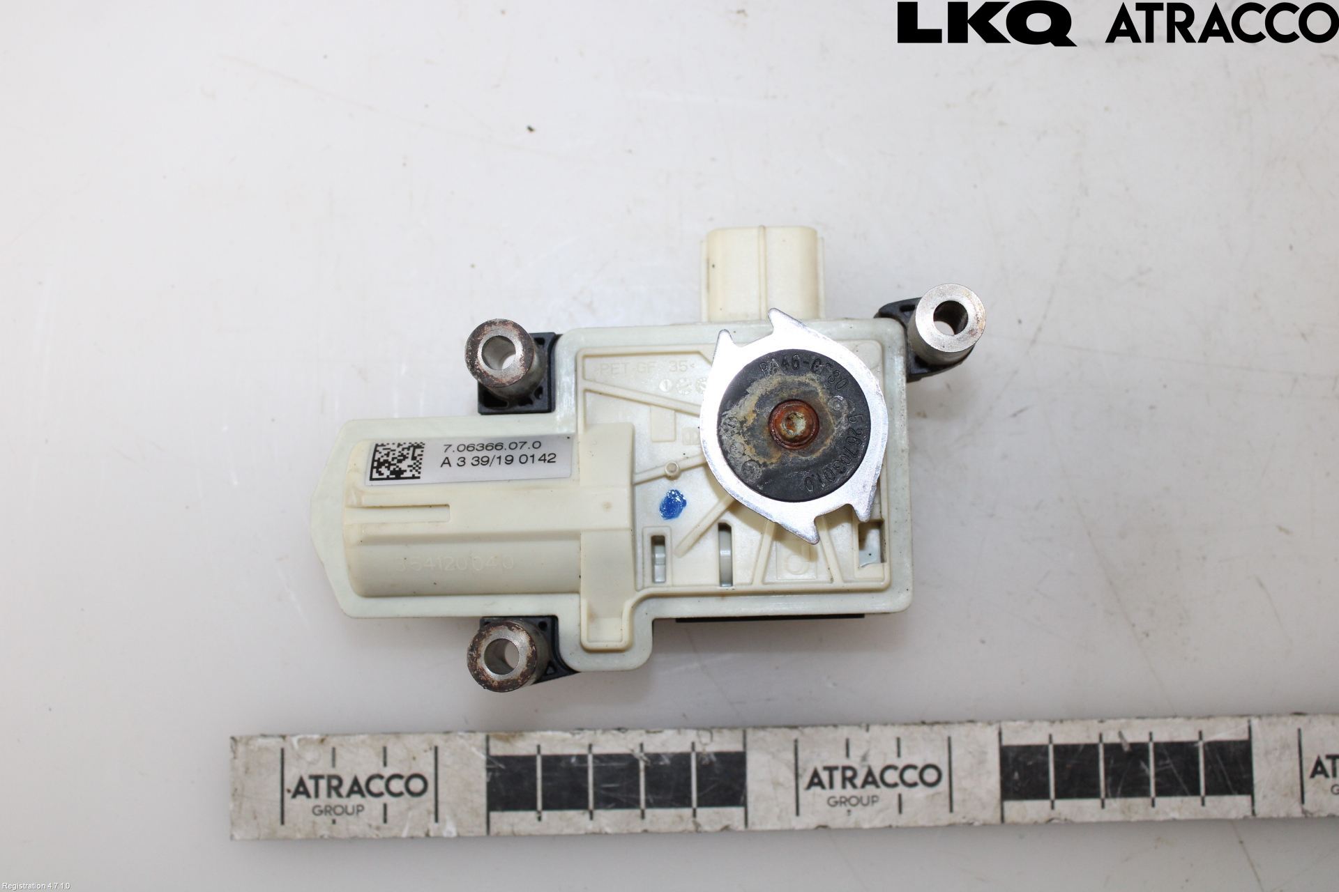 Mazda CX-30 20- Avgasspjäll