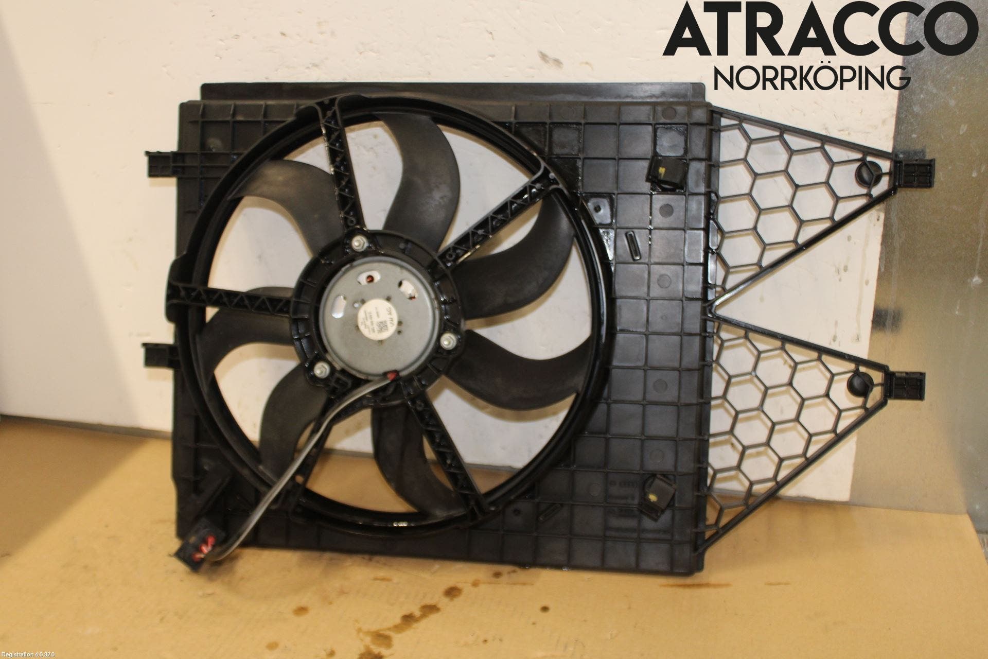 Volkswagen VW POLO 10-17 Kylfläkt El