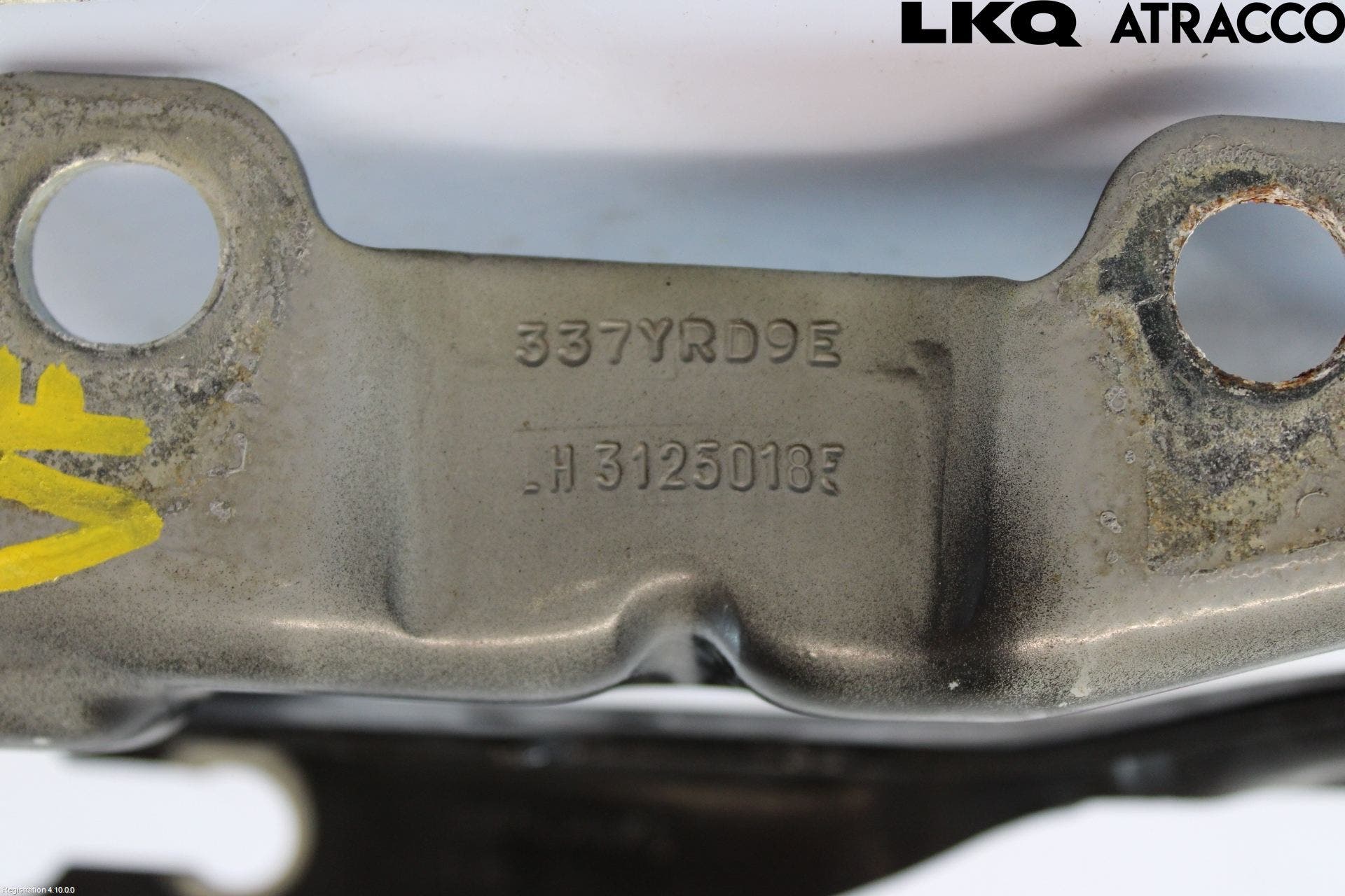 Volvo S80 07-13 Huvgångjärn