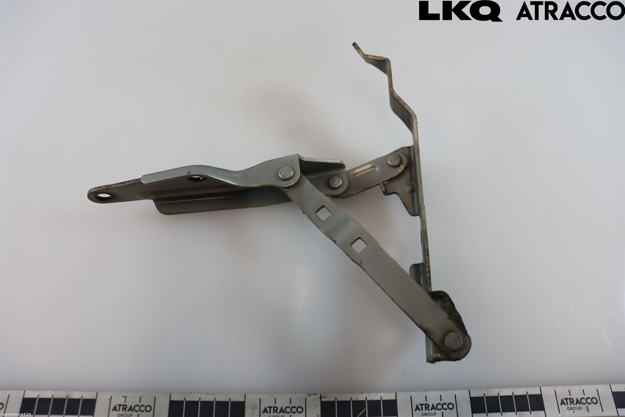 Subaru LEGACY    04-06 Huvgångjärn