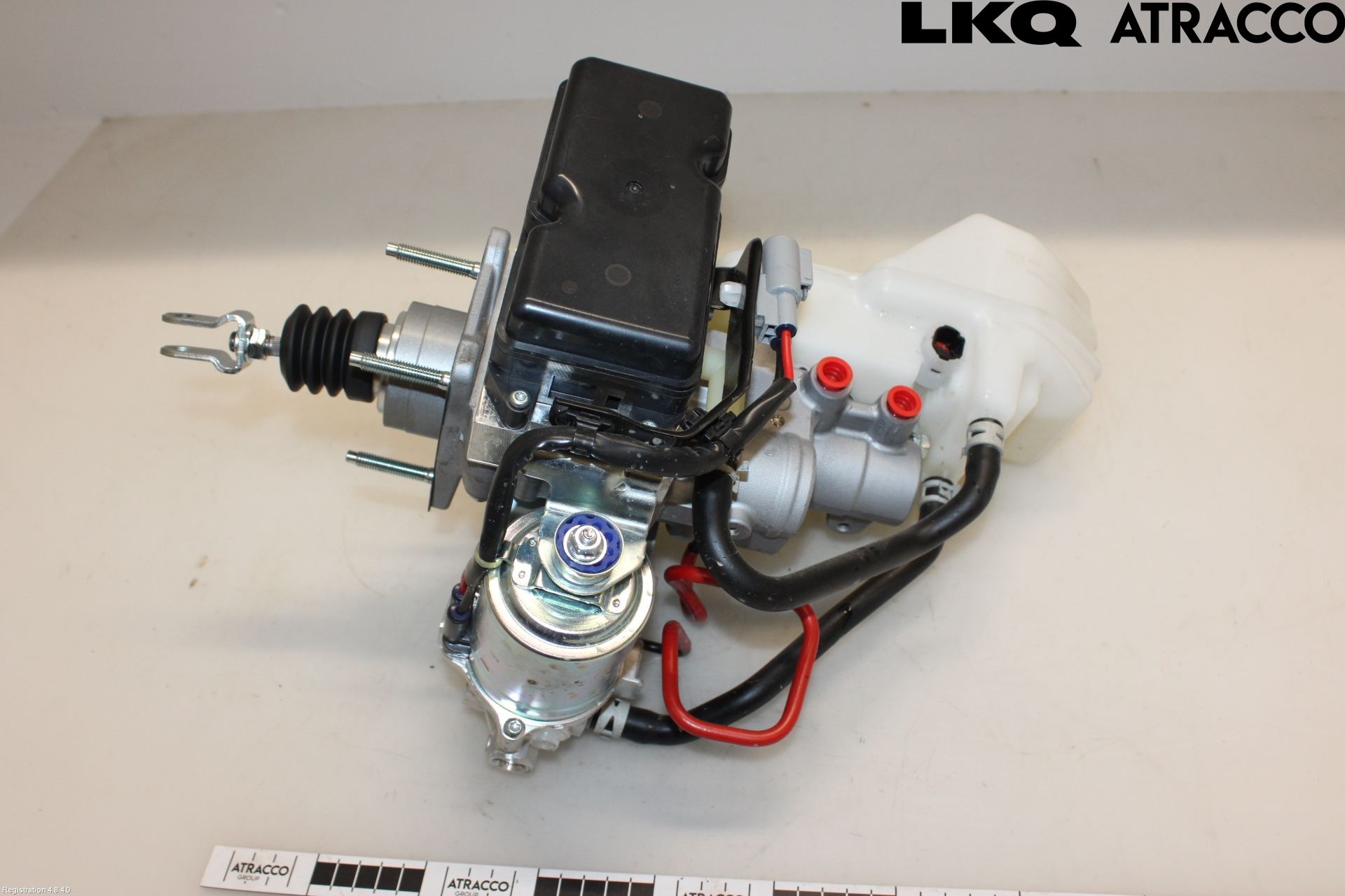 Toyota RAV4 19- Bromsservo