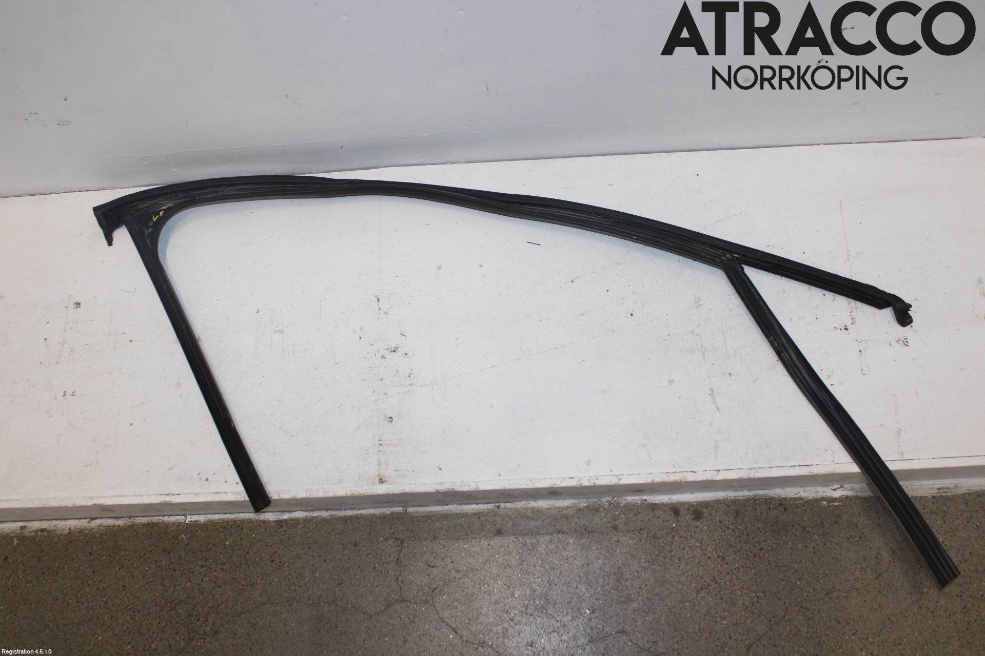 Audi A3/S3 8Y 21- Dörr Dekorlist Fram Vä