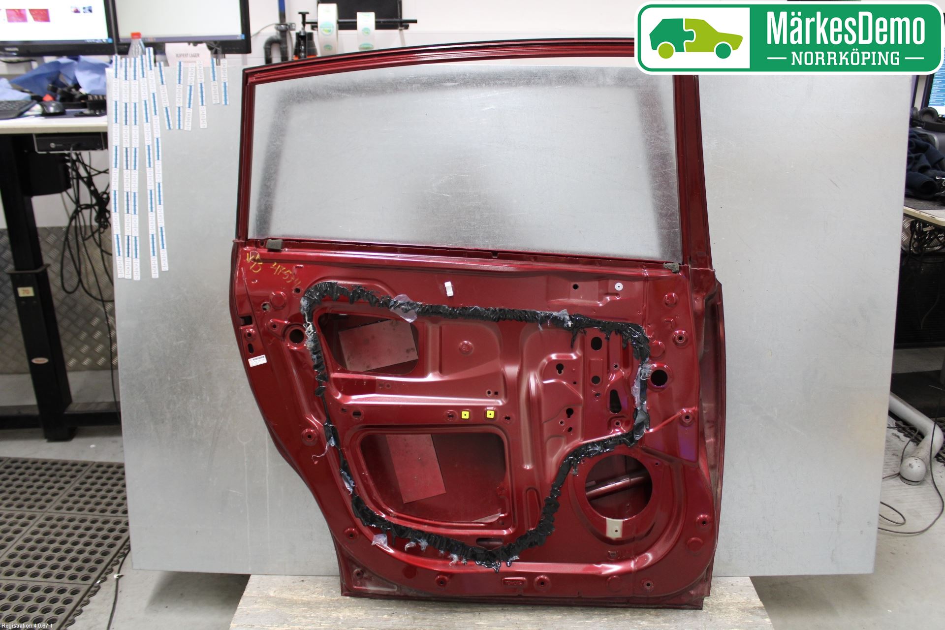 Toyota COROLLA VERSO 04-07 Dörr Bak Vänster