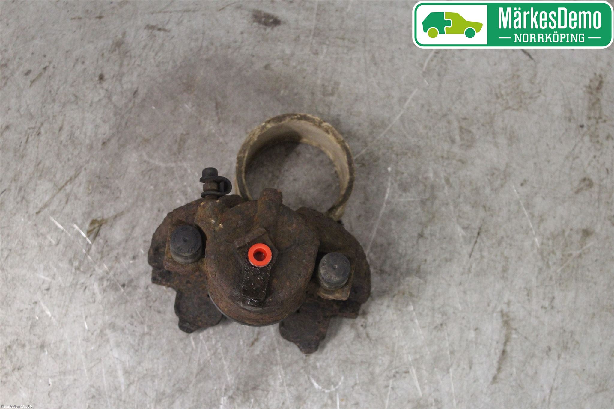 Saab 9-5     06-10 Bromsok Fram Vänster