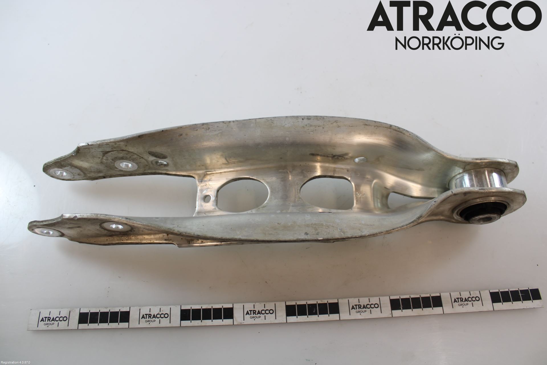 Audi A4/S4 B9 20- Bärarm Bak Vänster