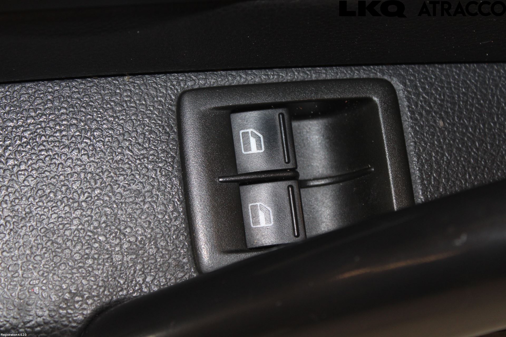 Volkswagen VW SCIROCCO 09-17 Dörrklädsel Vä