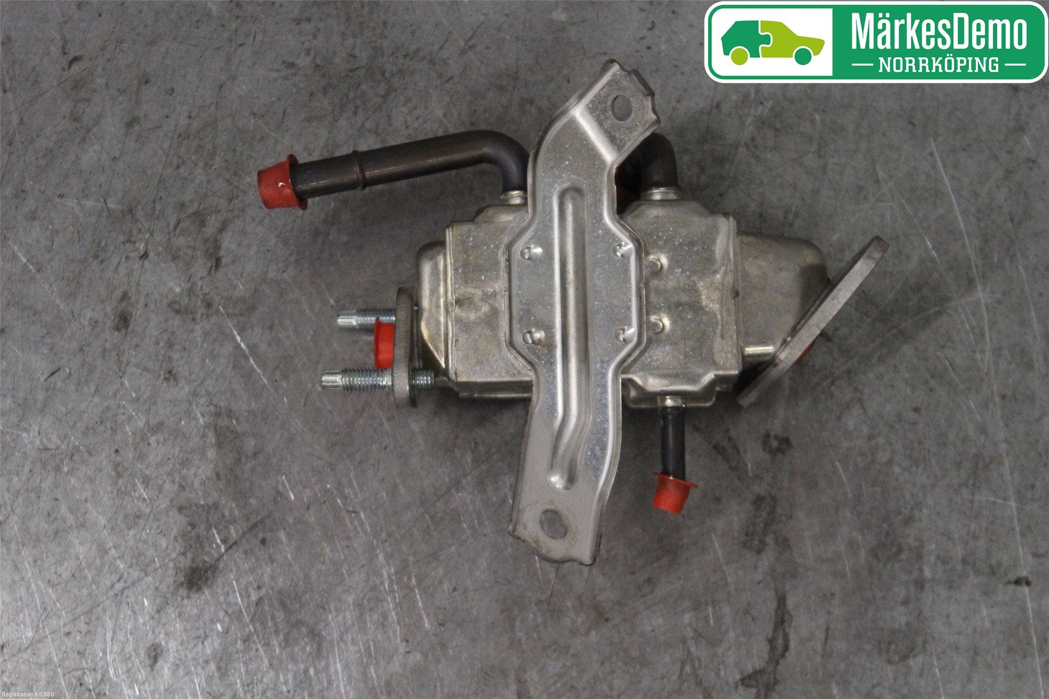 Toyota YARIS XP130 15-20 Avgaskylare