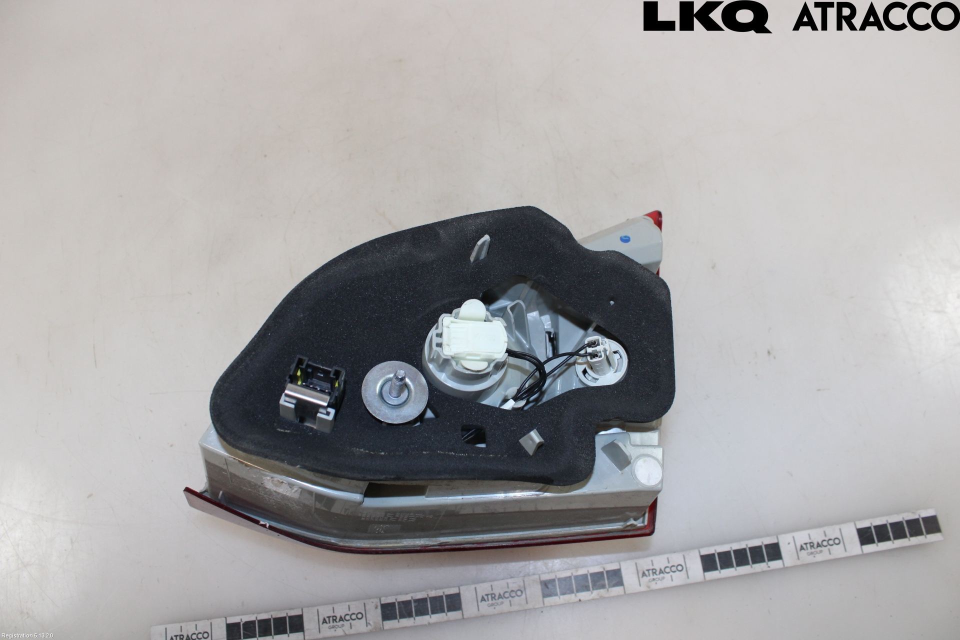 Peugeot 308 14-21 Bakljus Lucka Vä