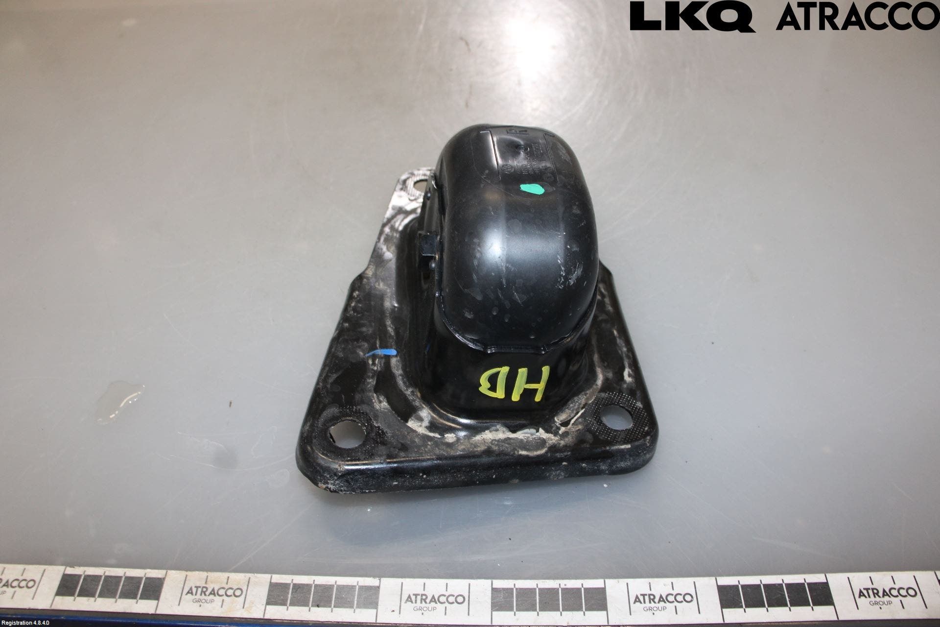 Volkswagen VW T-ROC 18- Bakaxel Fäste