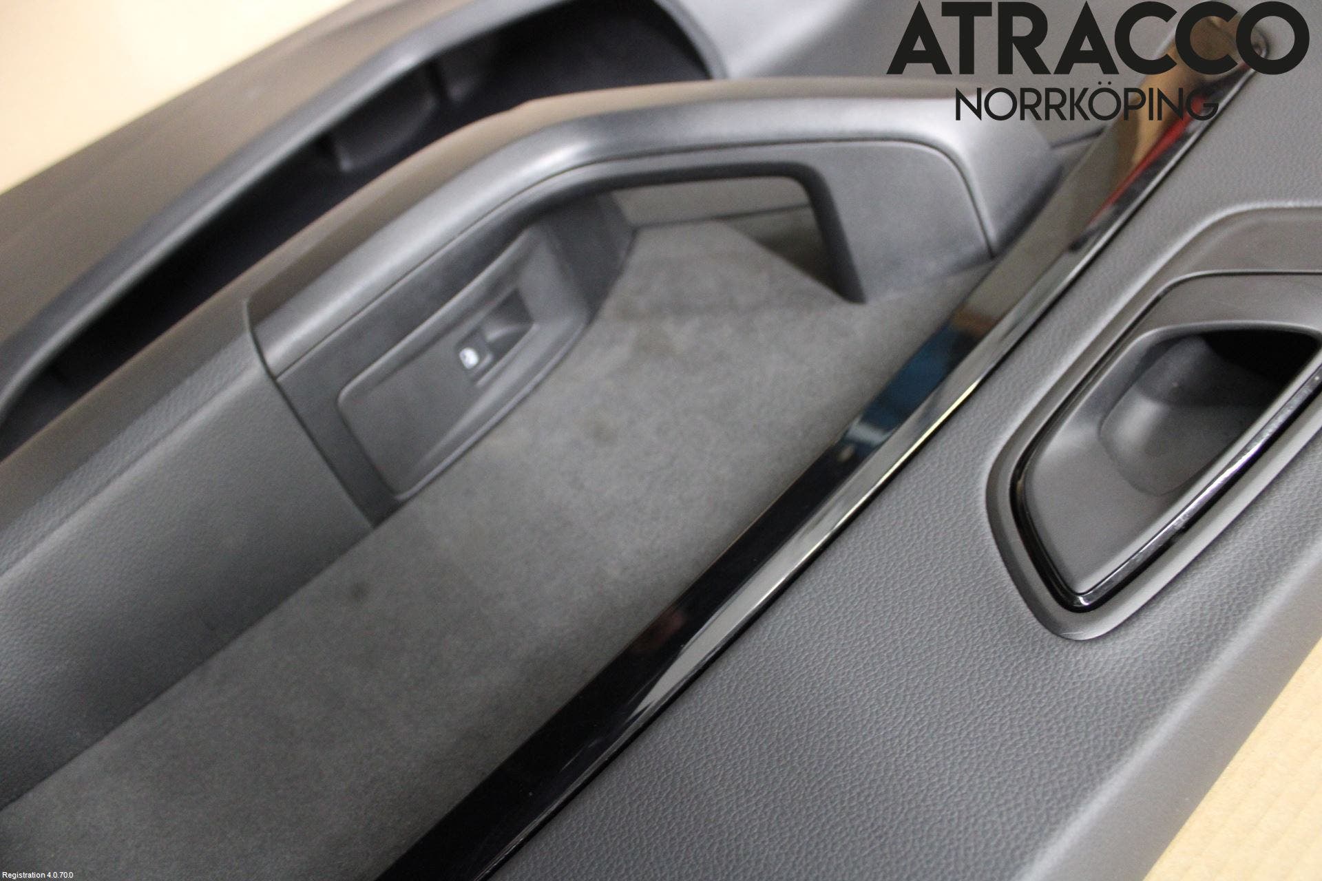 CUPRA ATECA 19- Dörrklädsel Hö