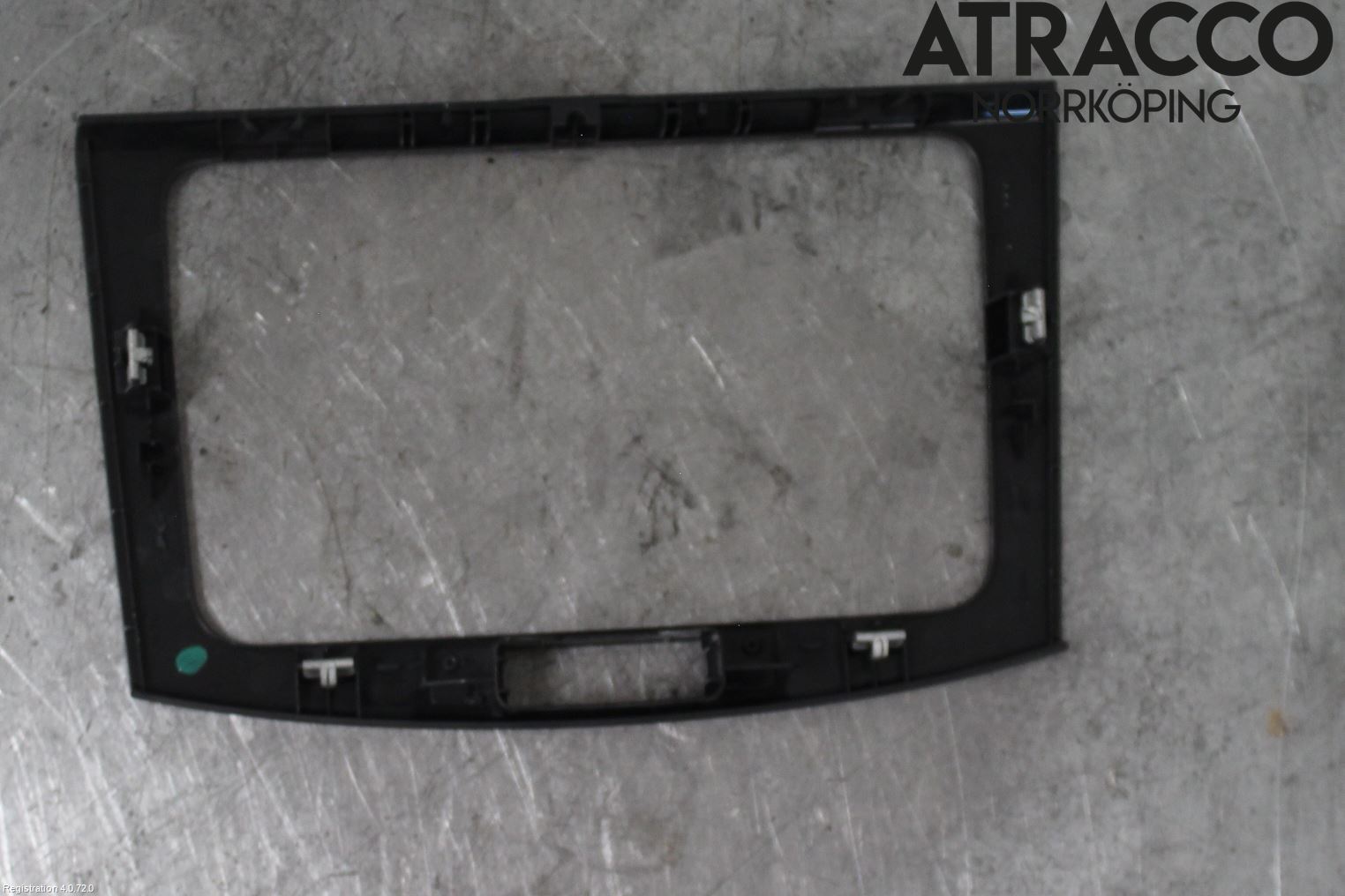 Volkswagen VW PASSAT 11-14 Instrument-Radio Sarg