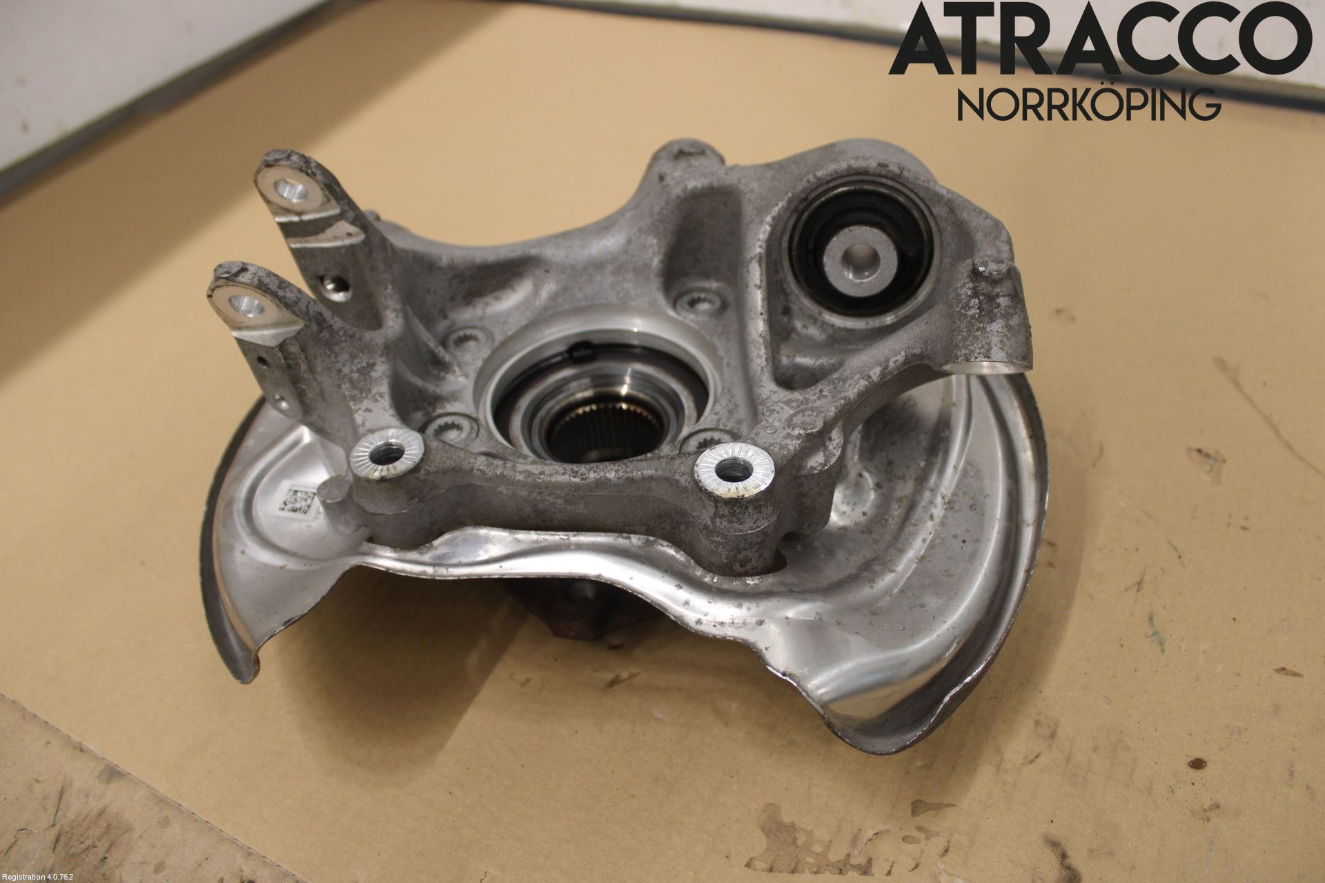 Audi A6 F2/C8 19- Hjullagerhus-Spindel Hö B